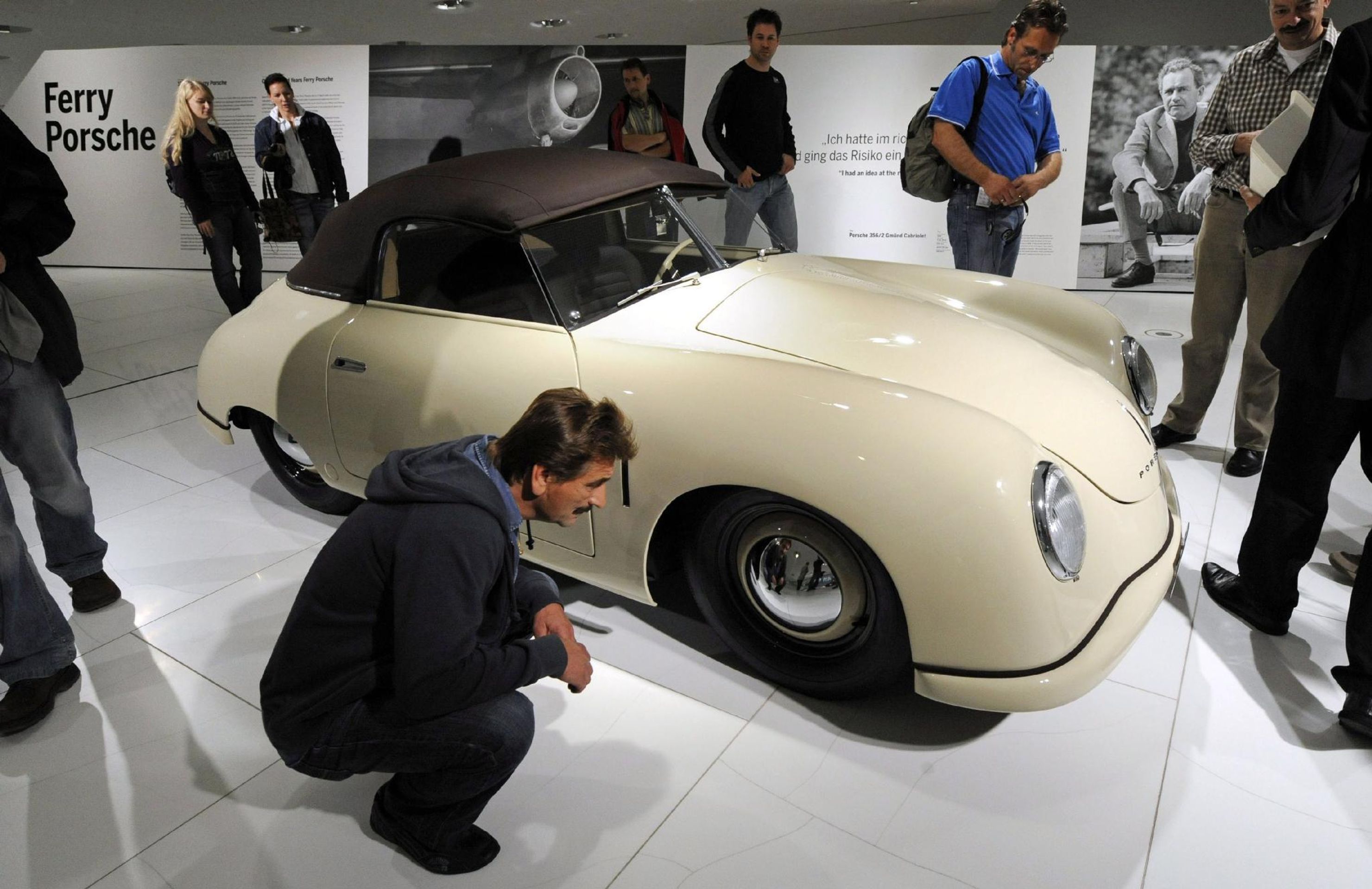 Galerie Porsche - 9 - GALERIE: Muezum Porsche (4/11)
