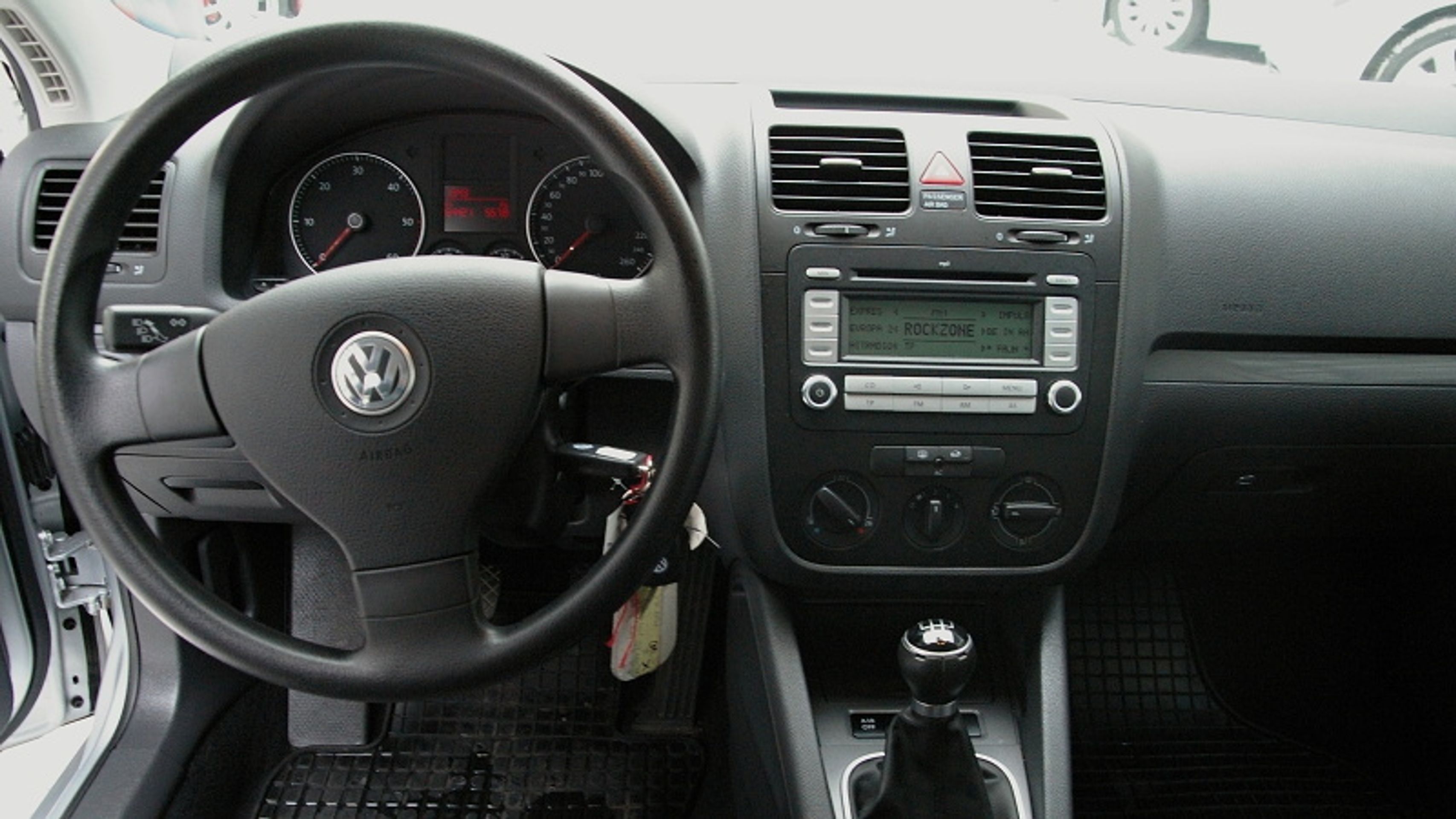 Volkswagen Golf Variant V - 6 - GALERIE Volkswagen Golf Variant V (4/9)