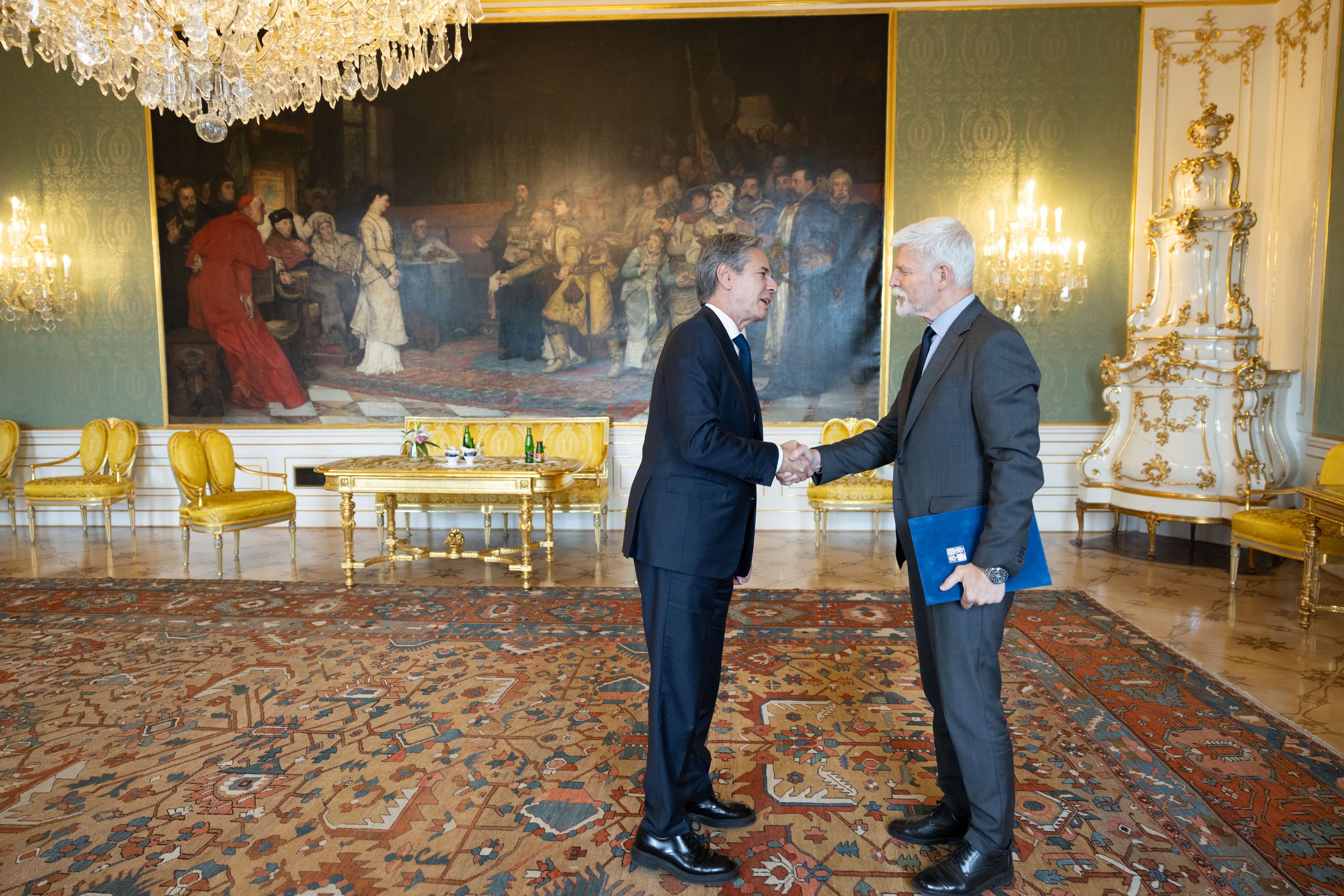 Prezident Petr Pavel a ministr Antony Blinken na Pražském hradě - Jens Stoltenberg a Anthony Blinken v Praze (7/17)