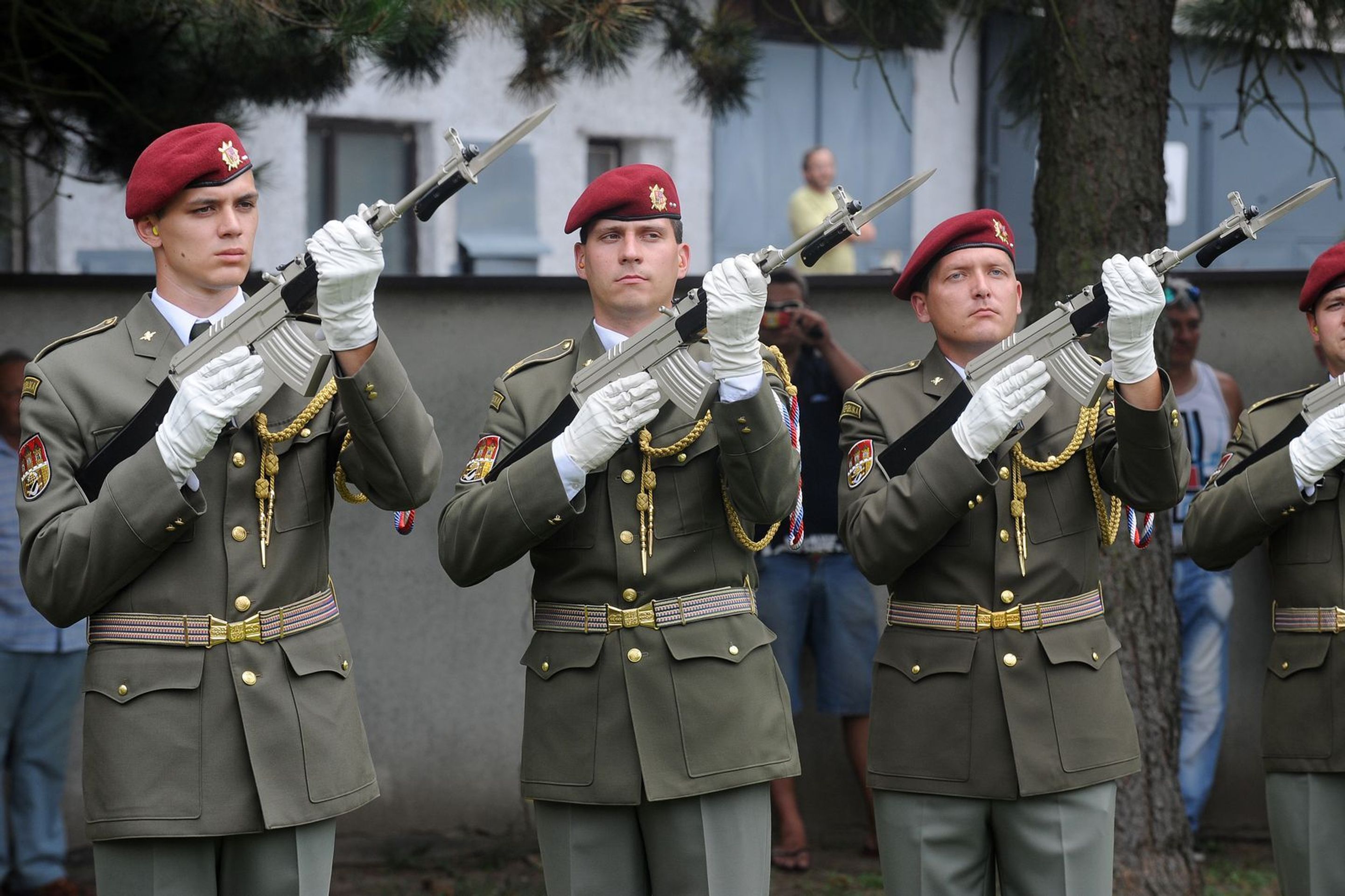 Pohřeb zabitého vojáka z Afghánistánu Ivo Klusáka - 17 - GALERIE: Pohřeb padlého vojáka v Afghánistánu Ivo Klusáka (5/21)