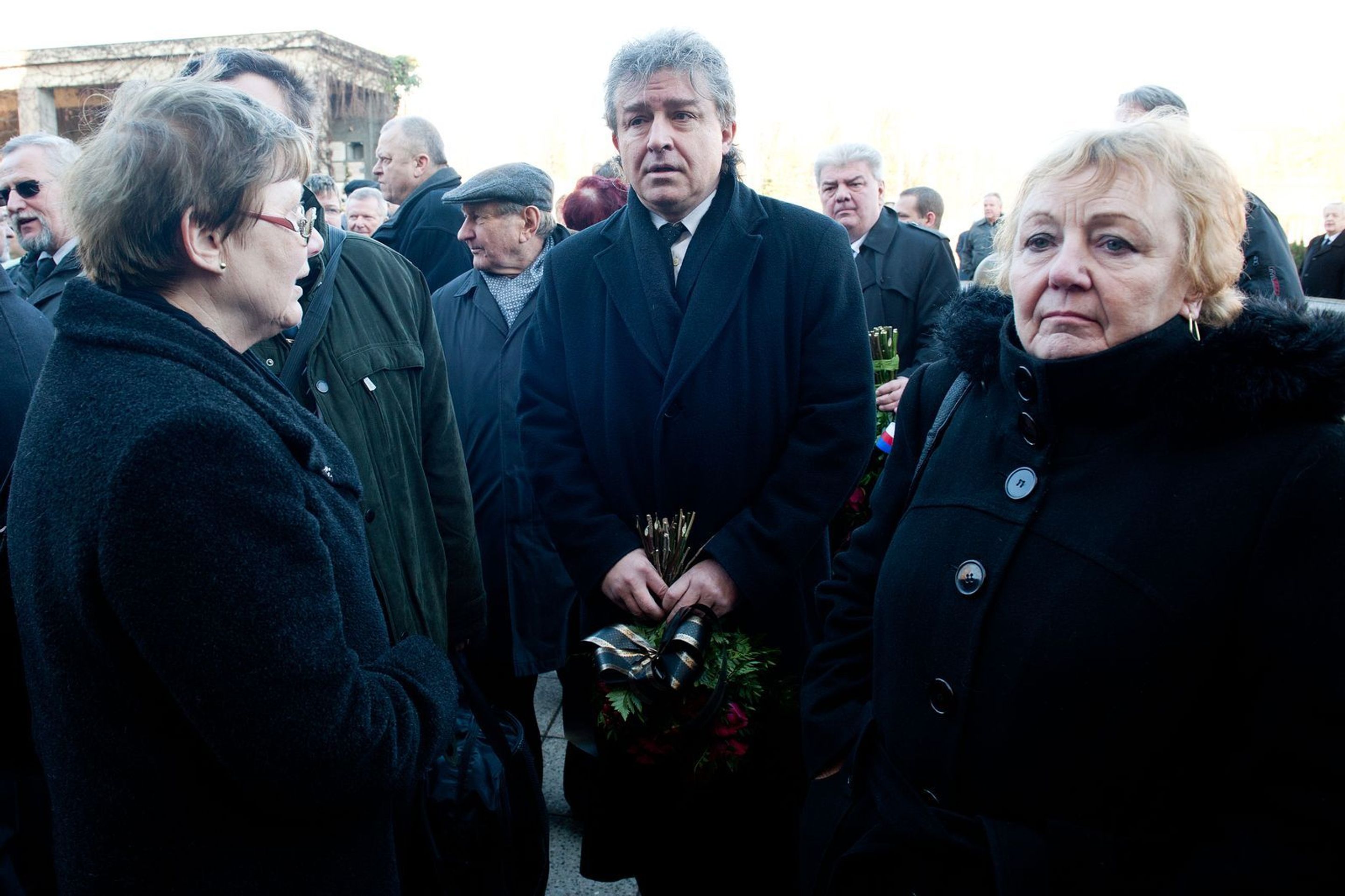 Poslední rozloučení s Miloslavem Ransdorfem - 26 - GALERIE: Pohřeb Miloslava Ransdorfa (9/25)