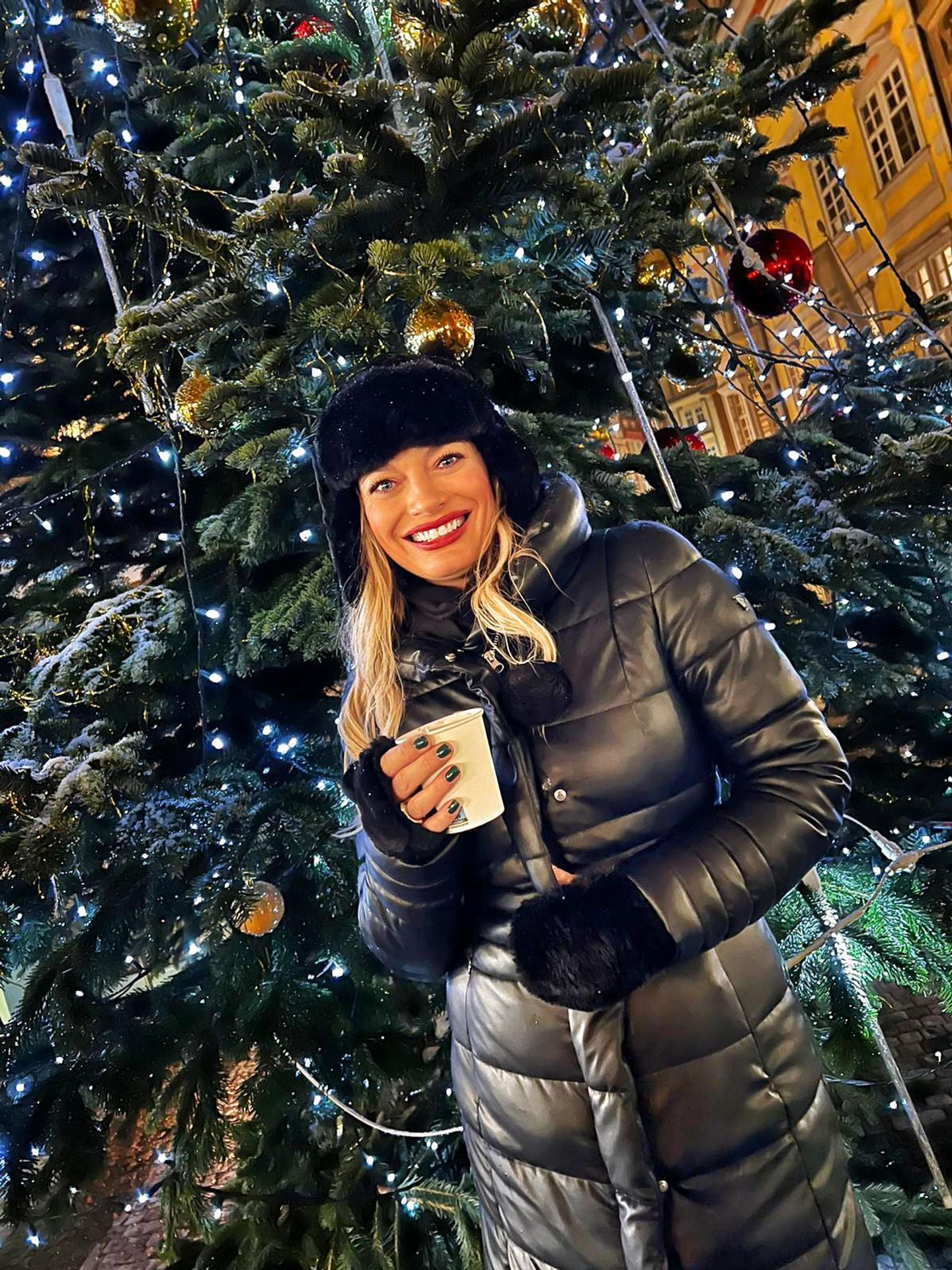 Lucie Borhyová advent - Celebrity slaví advent (4/12)