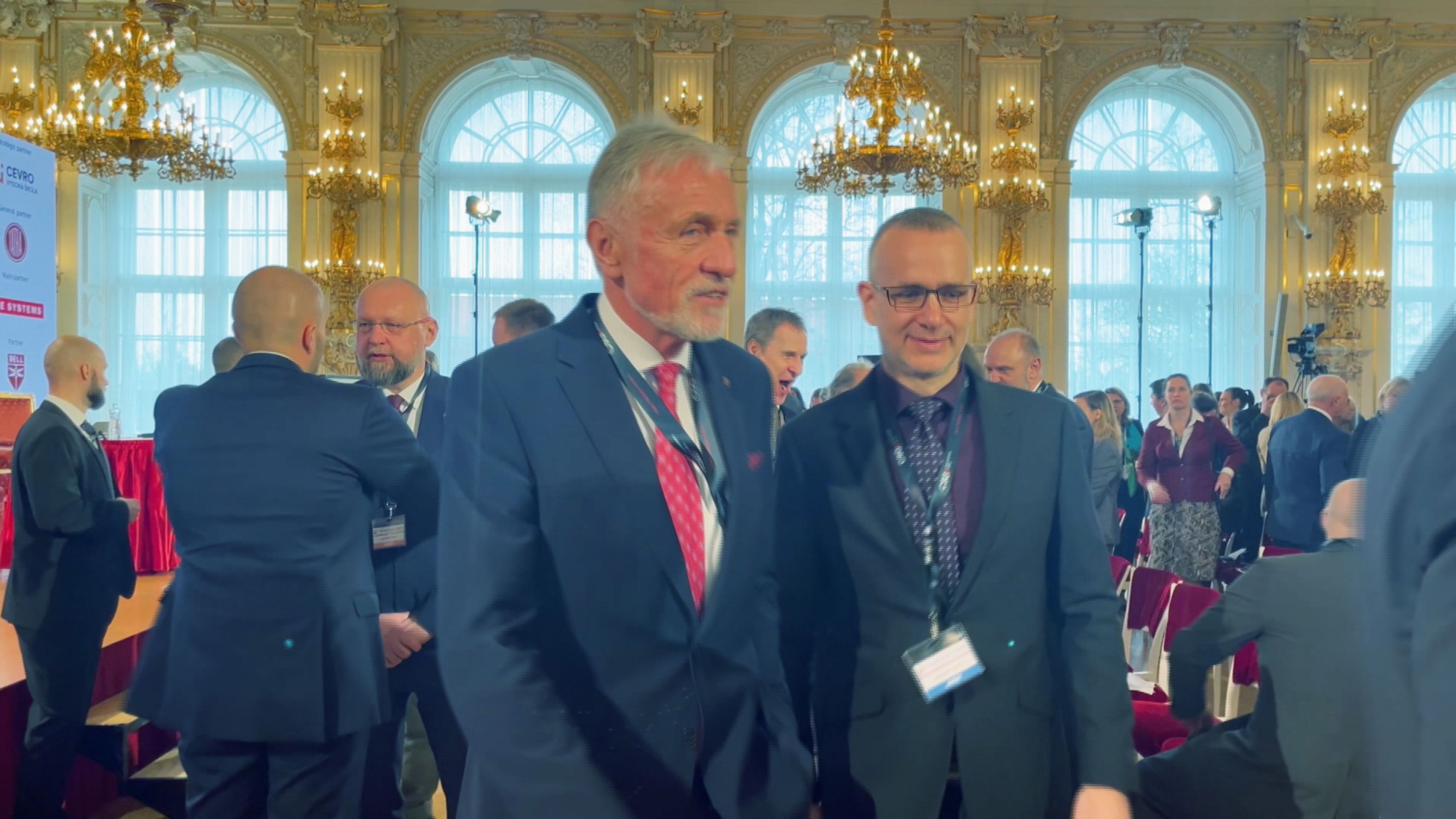 Mirek Topolánek - Konference Naše bezpečnost není samozřejmost (6/20)