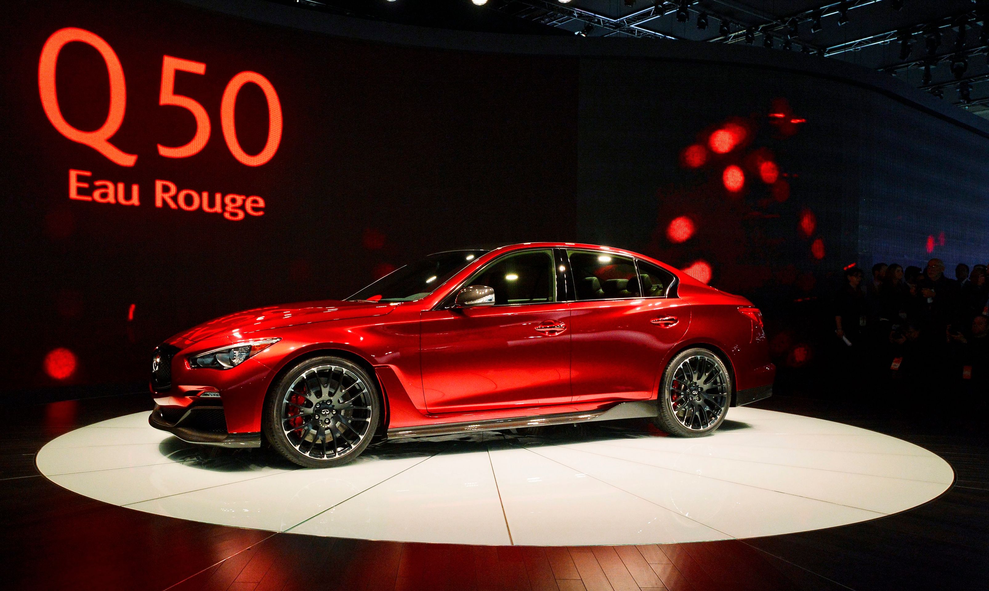 Novinky z autosalonu v Detroitu - Q50 Eau Rauge - FOTOGALERIE: Novinky z autosalonu v Detroitu (4/13)