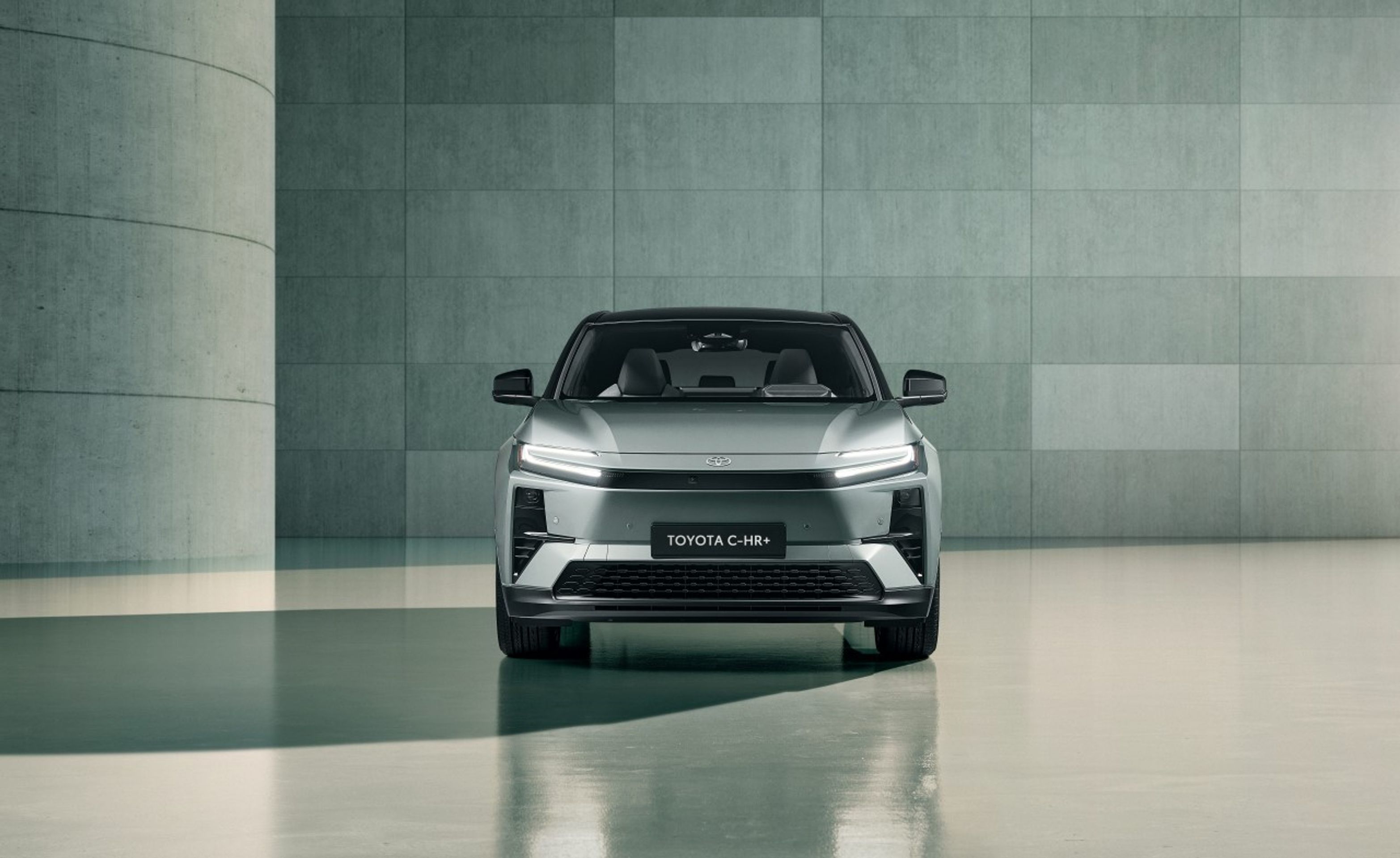 Elektrická Toyota C-HR+ - Elektrická Toyota C-HR+ (2/6)