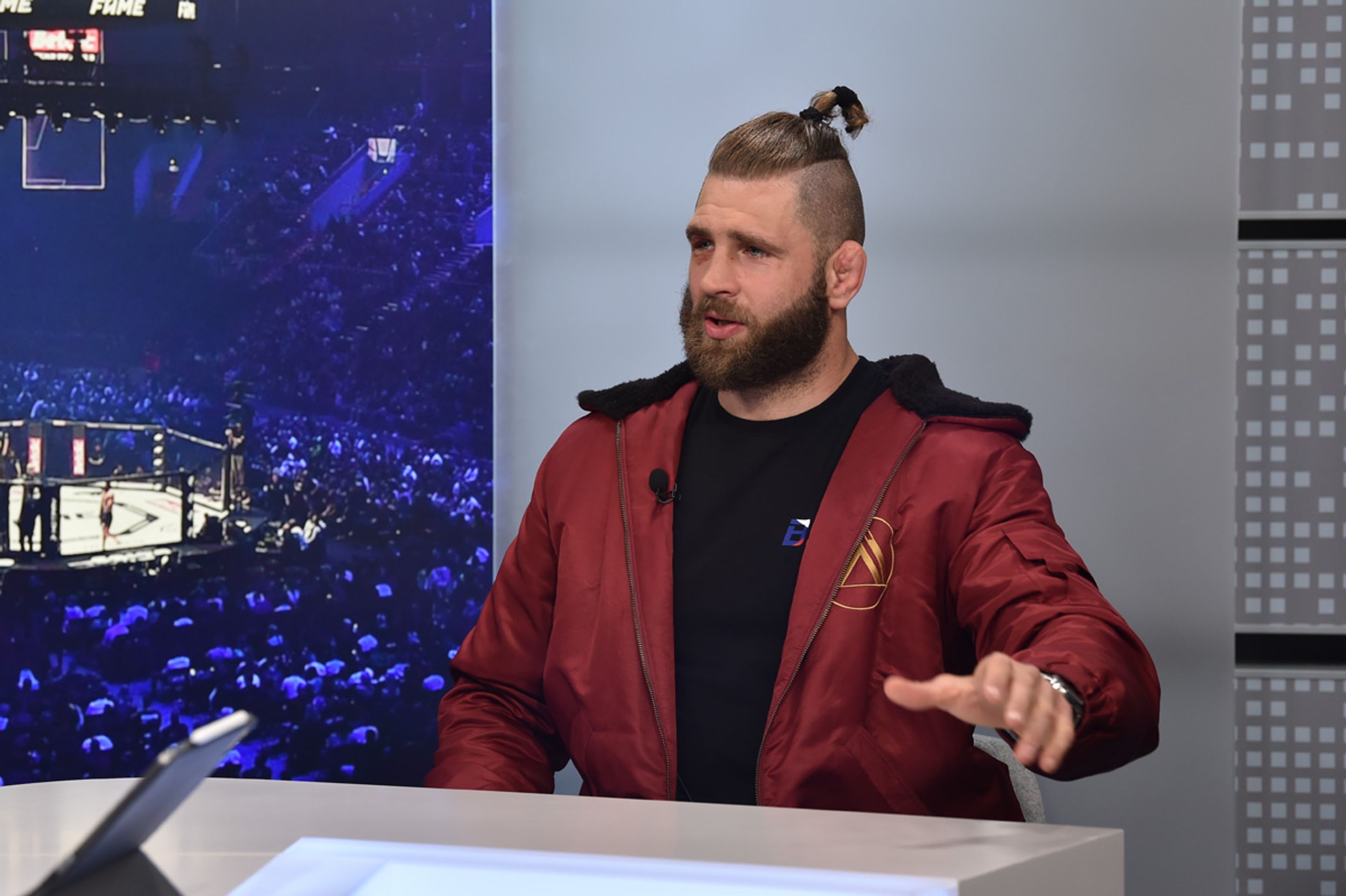 Jiří Procházka na rozhovoru (4) - Jiří Procházka navštívil TV Nova (14/15)