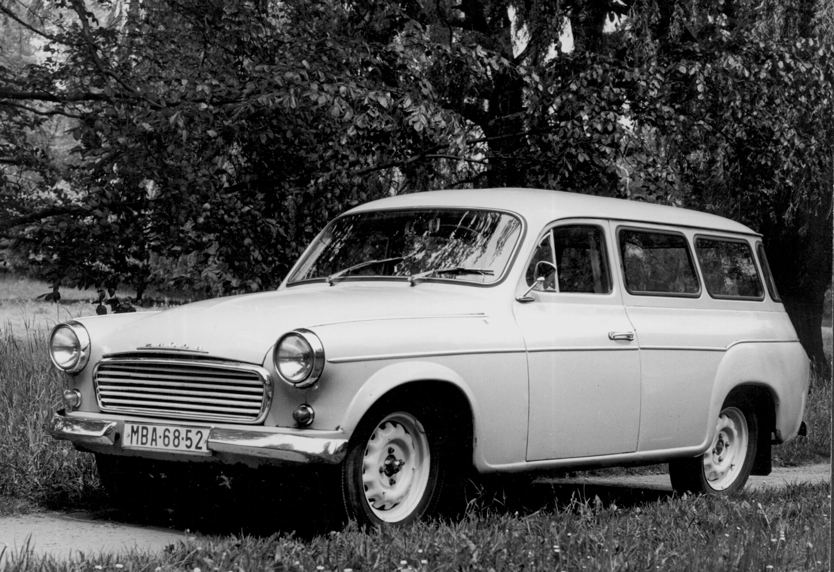 Škoda 1203 - Legendární dvanáctsettrojka ve všemožných verzích a úpravách (13/17)