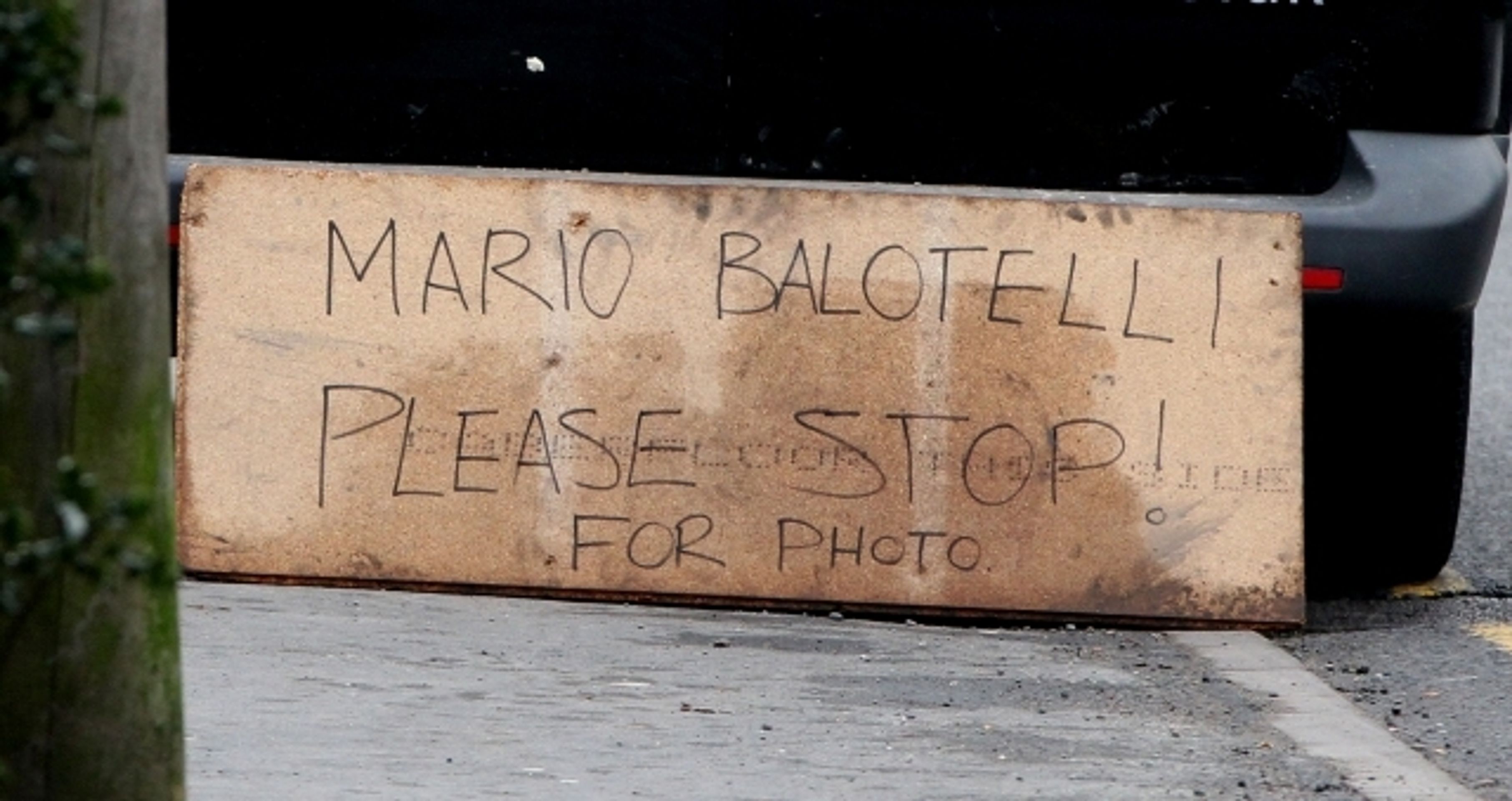 Blonďák Balotelli - 10 - GALERIE: Blonďák Balotelli (12/13)
