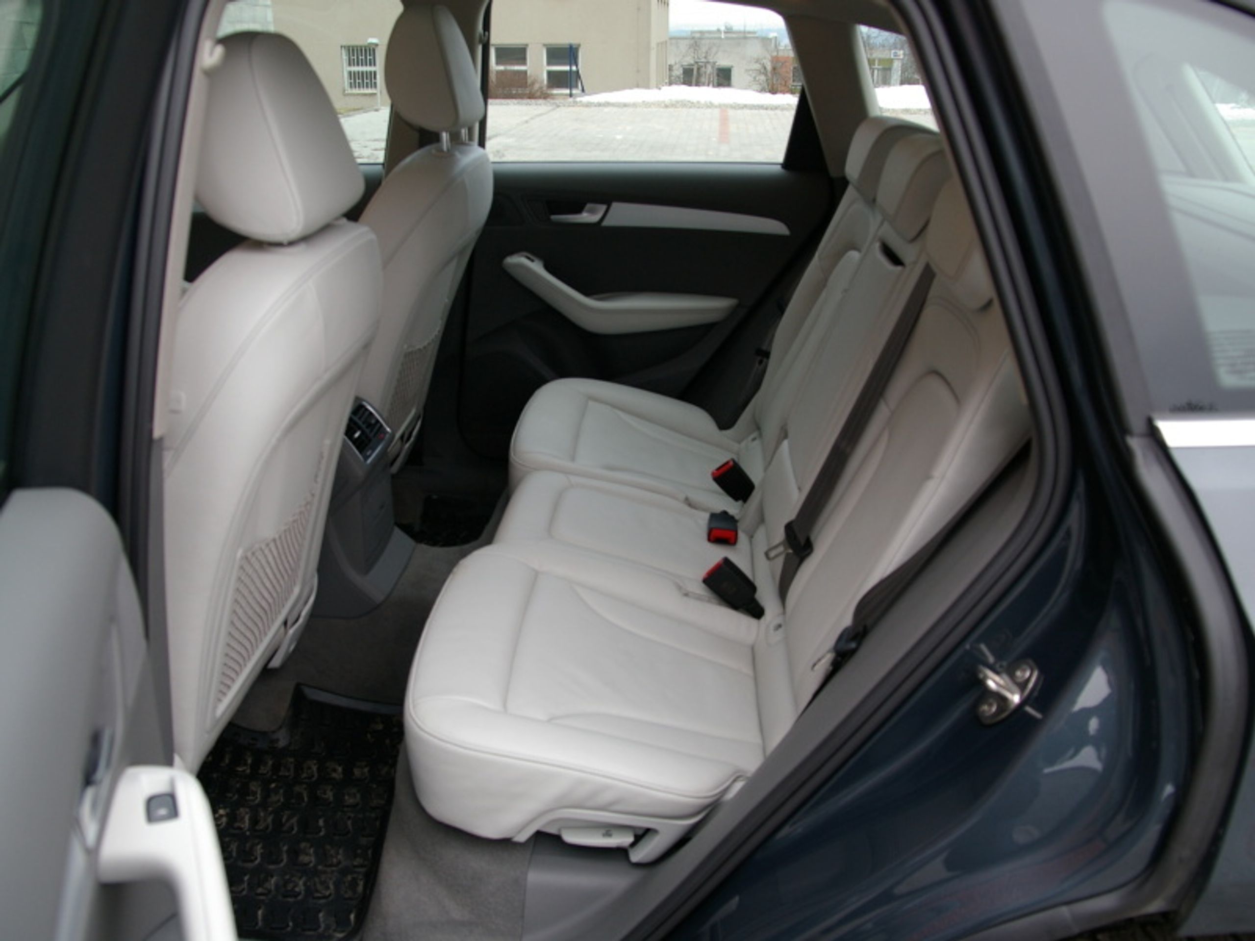 Audi Q5 - GALERIE Audi Q5 (5/8)