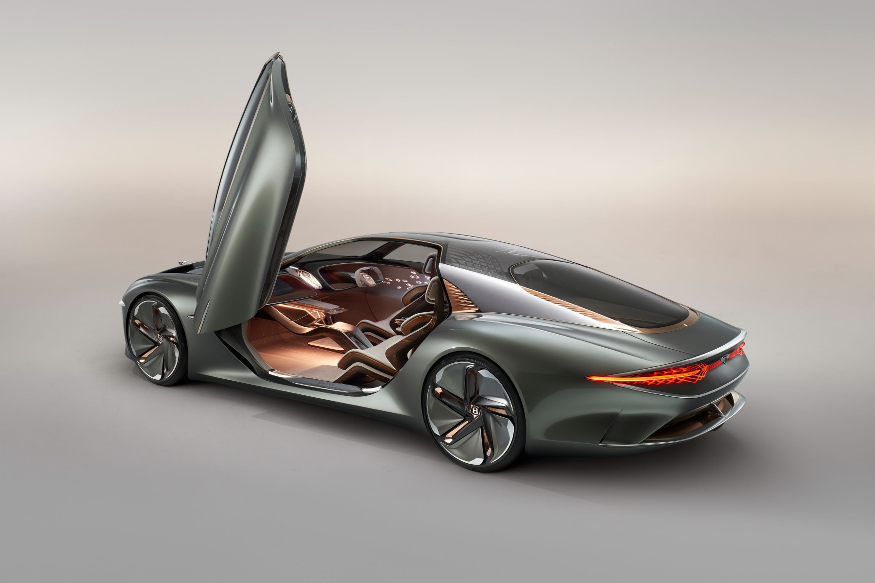 Bentley EXP 100 GT - 11 - Fotogalerie: Velkolepý prototyp Bentley EXP 100 GT (3/15)
