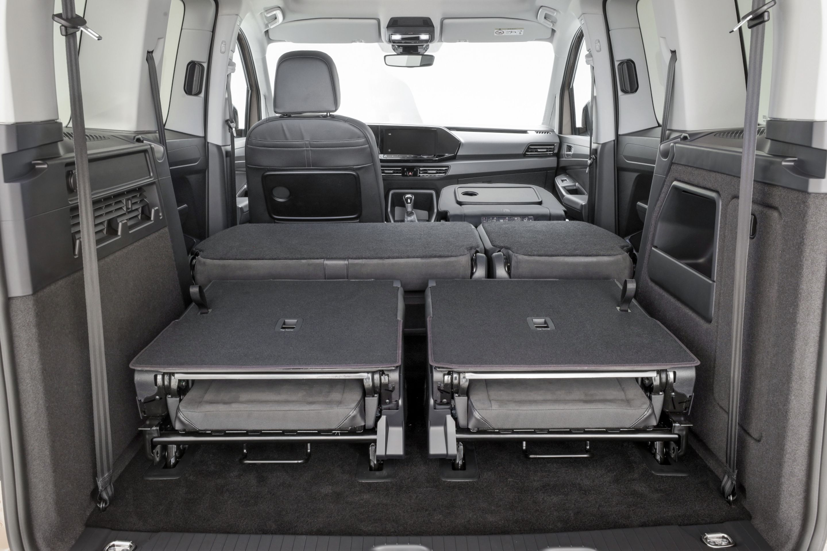 Volkswagen Caddy 5. generace - 10 - Fotogalerie: Nový Caddy jako dříč, obytňák i auto pro rodinu (14/43)
