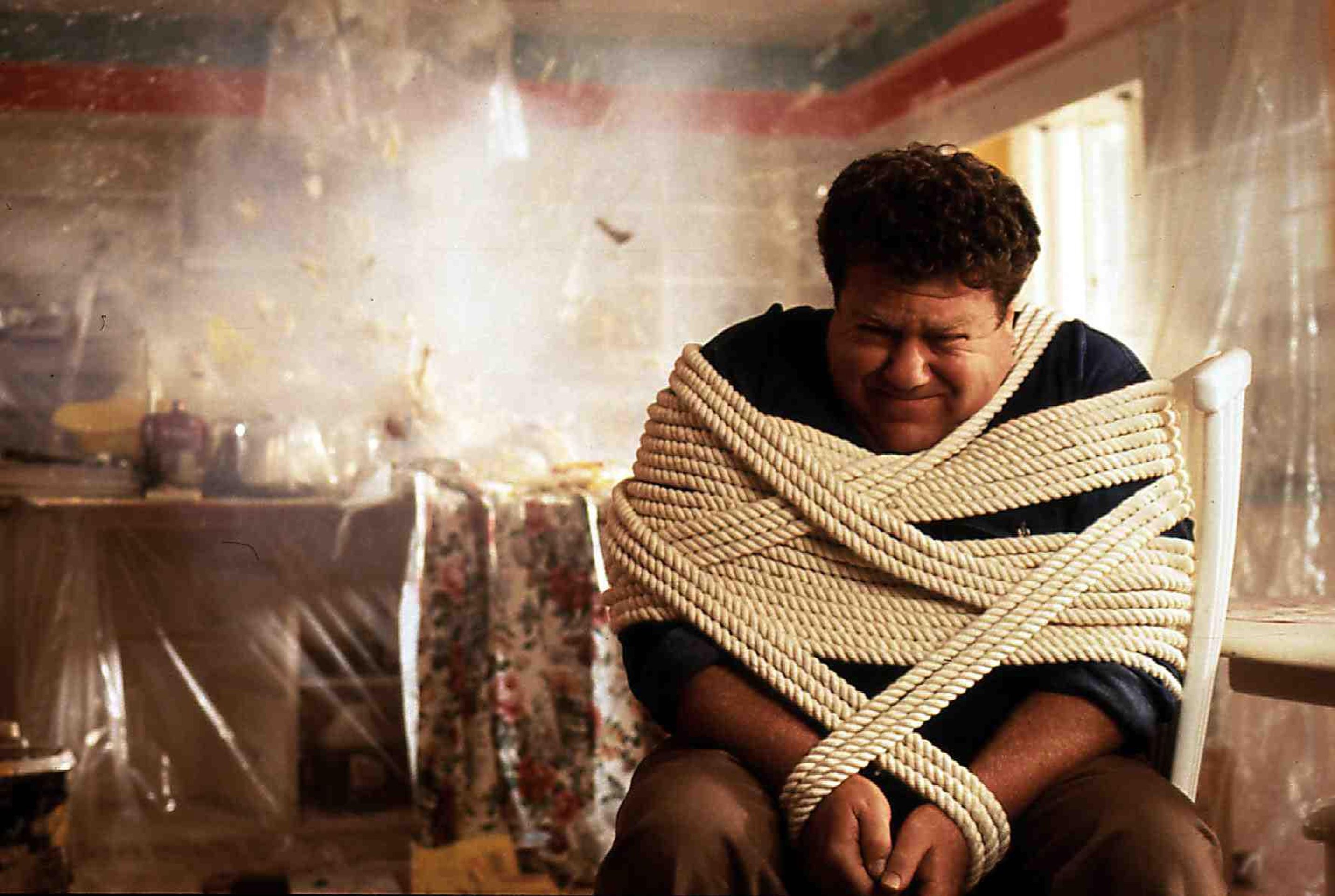George Wendt v komedii Rukojmím na jeden den, 1994 - George Wendt (4/6)