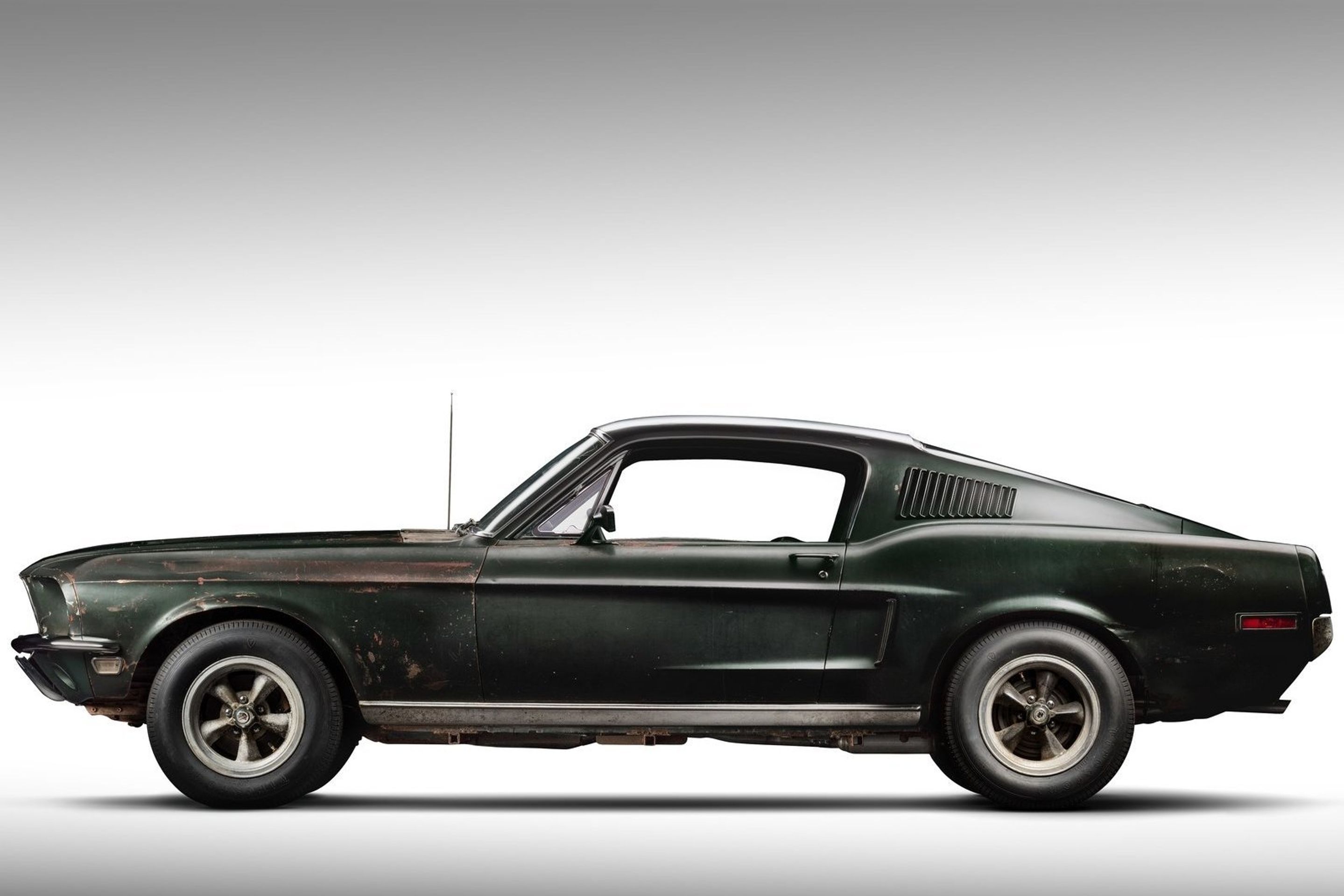 Mustang - 19 - FOTOGALERIE: Ford Mustang Bullitt (14/16)