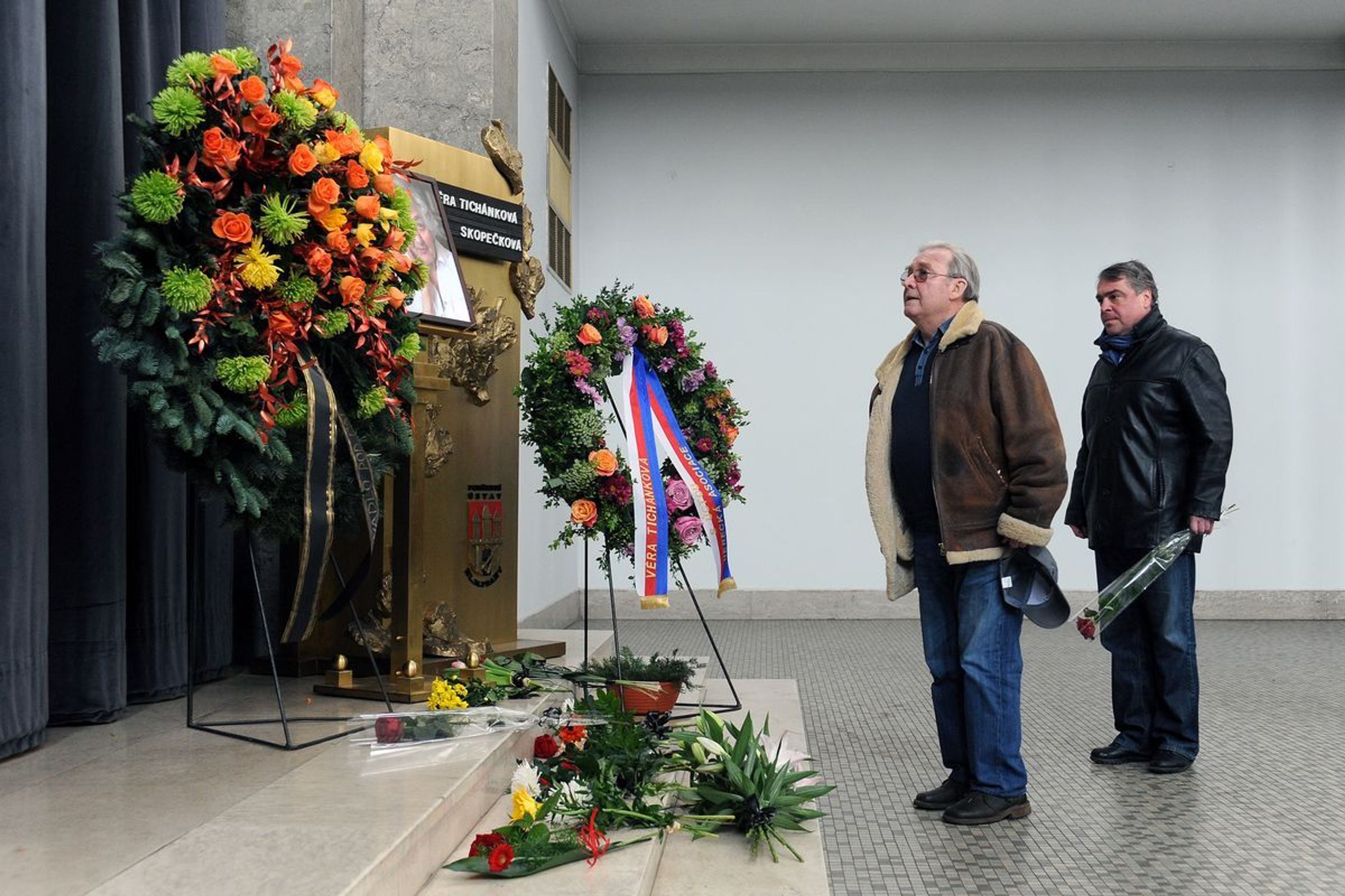 Pohřeb Věry Tichánkové - 2 - GALERIE: Poslední rozloučení s Věrou Tichánkovou (2/18)