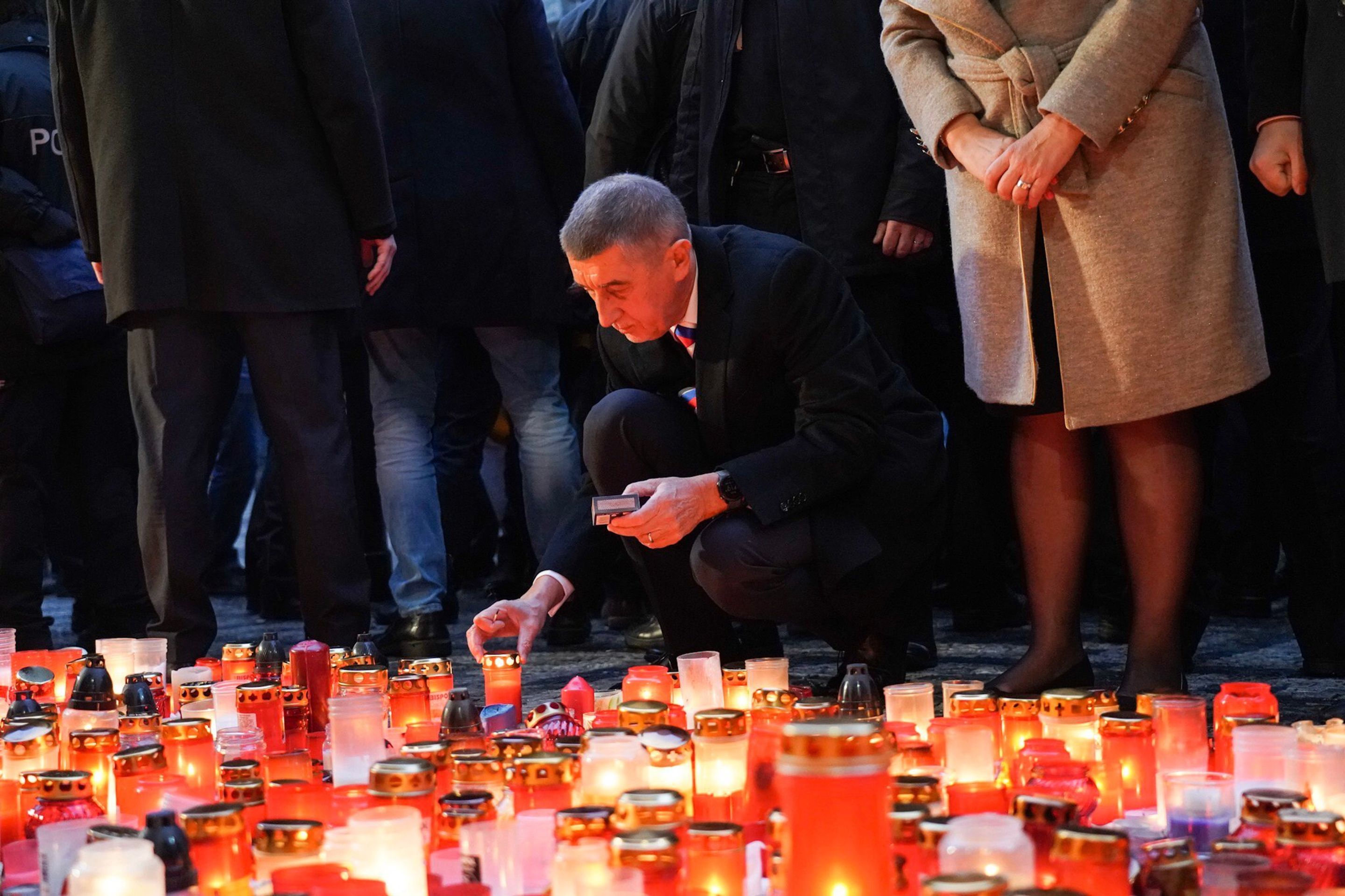 Andrej Babiš na Národní třídě 17. listopadu 2019 - 2 - GALERIE: Andrej Babiš na Národní třídě 17. listopadu 2019 (1/3)