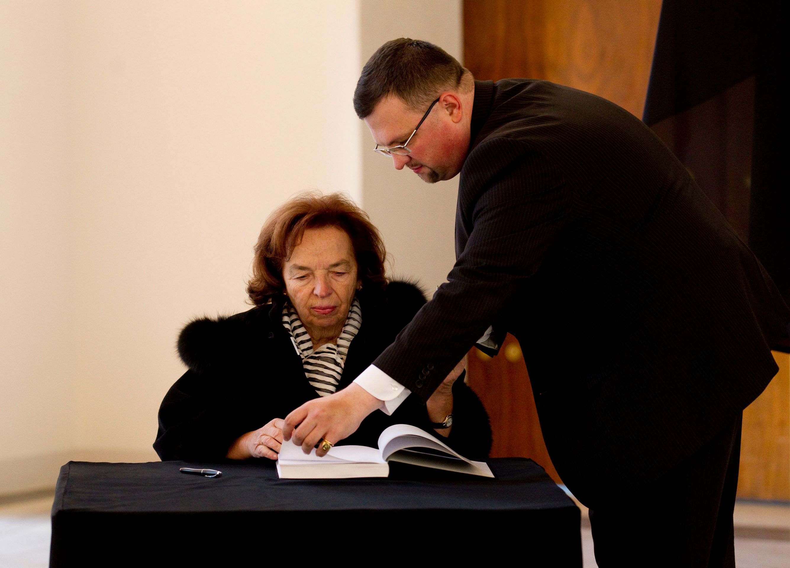 Václav Havel_ obrazem 19.12. - 9 - GALERIE - HAVEL 19.12. (8/14)