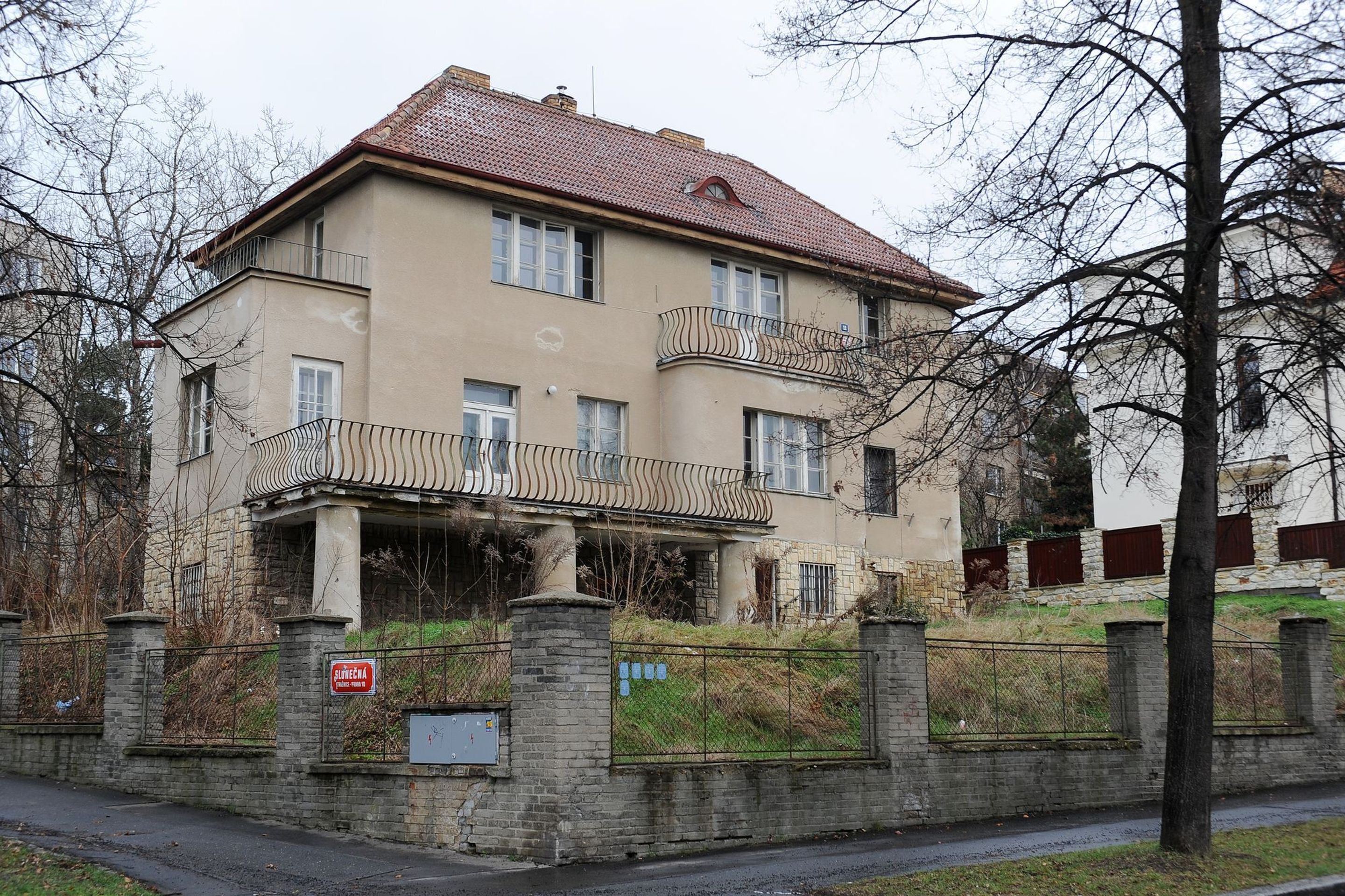 Vratislav Mynář - vila - 5 - GALERIE: Vila Vratislava Mynáře v pražských Strašnicích (5/5)