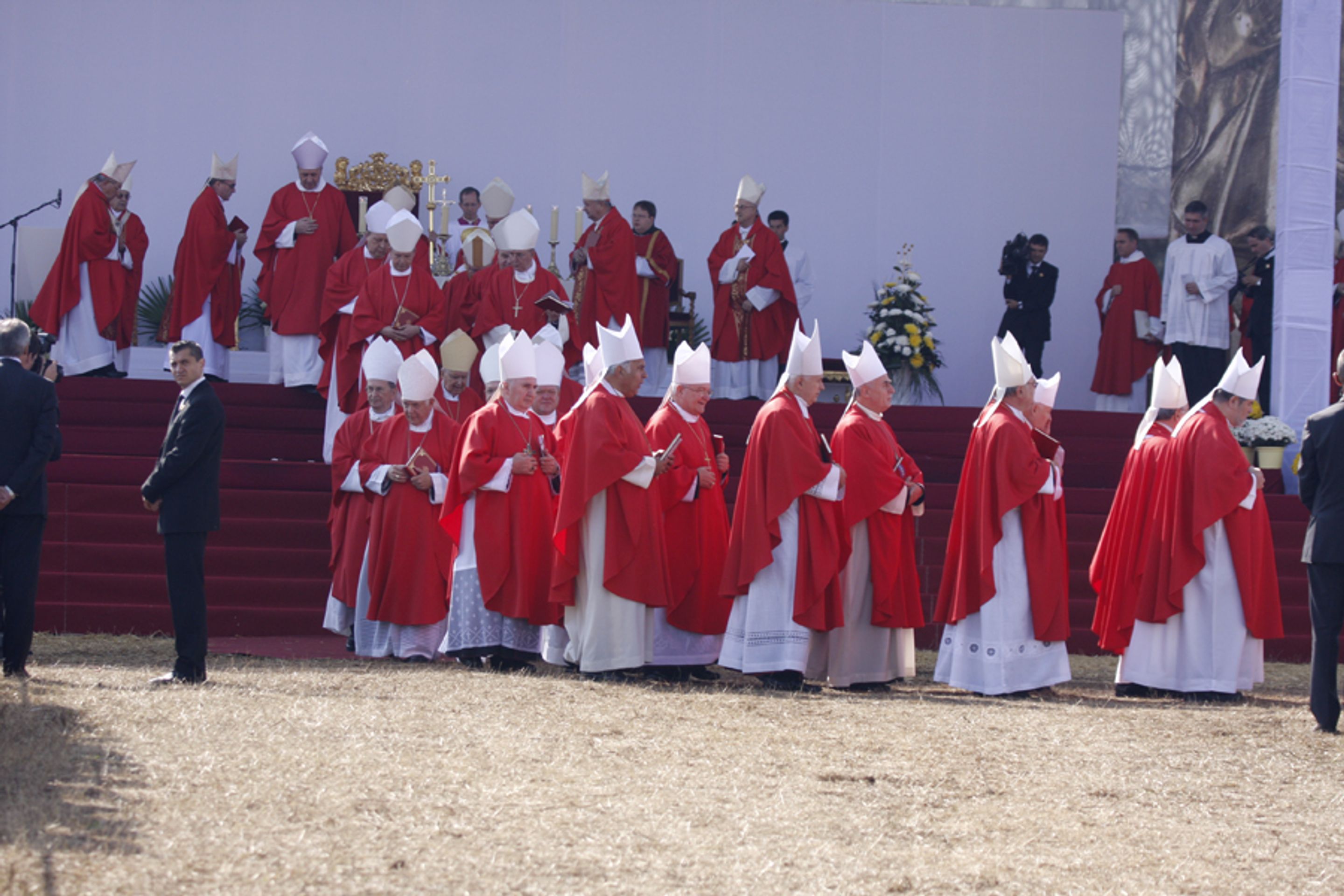 Papež Benedikt XVI. ve Staré Boleslavi-1 - GALERIE Mše ve Staré Boleslavi (17/29)