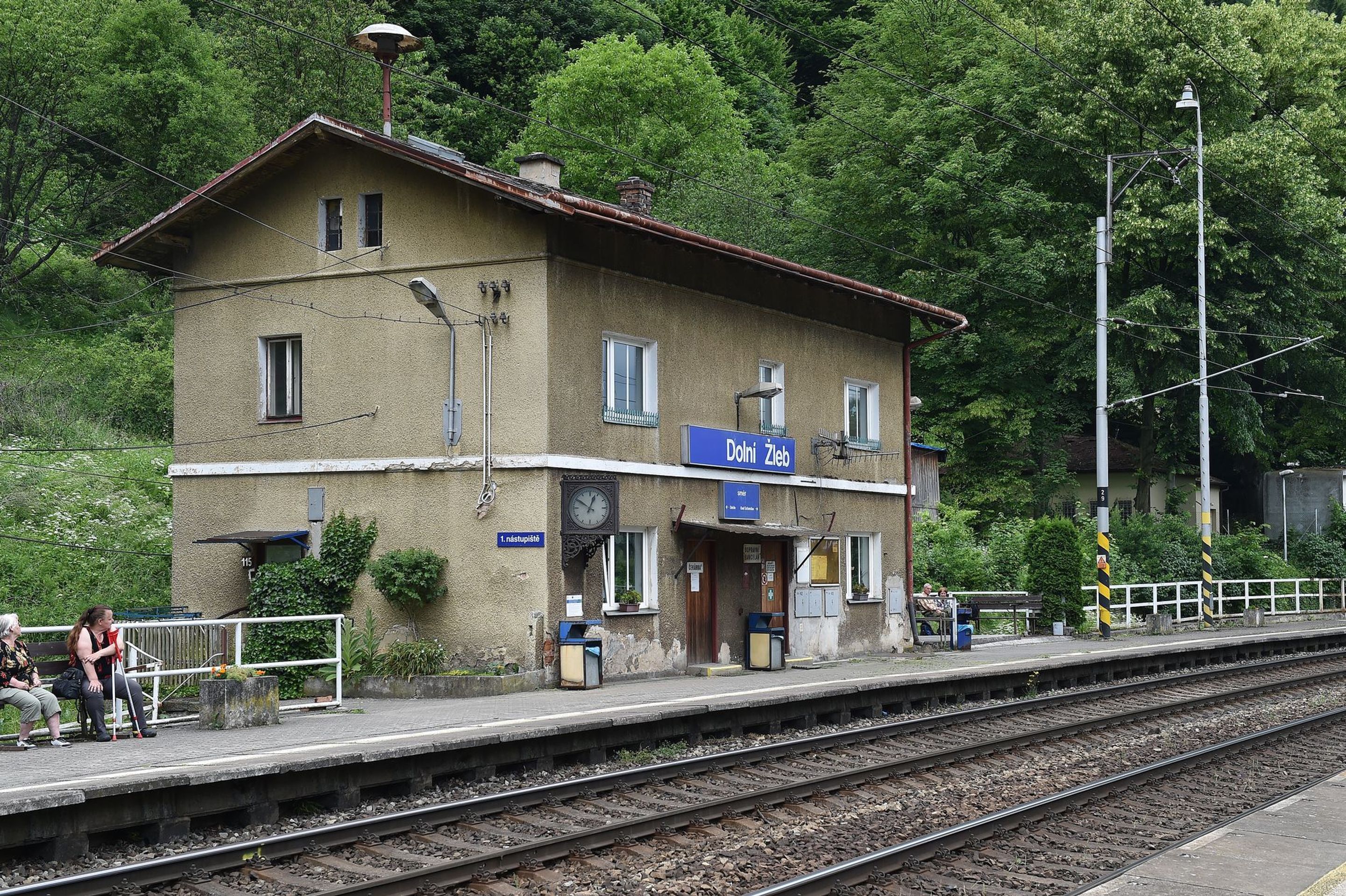 Dolní Žleb - nejníže položená železniční stanice - 3 - GALERIE: Železniční NEJ Česka (31/42)