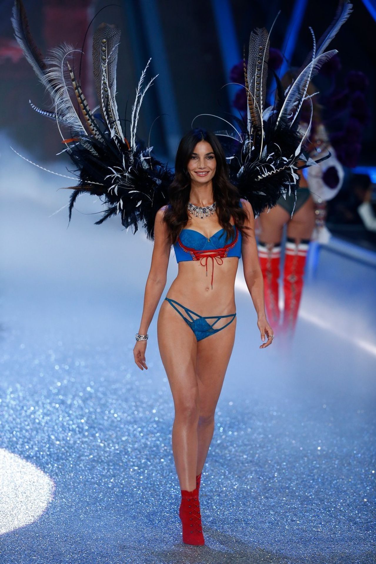 Přehlídka Victoria's Secret - Lily Aldridge - GALERIE: Přehlídka Victoria's Secret (15/17)