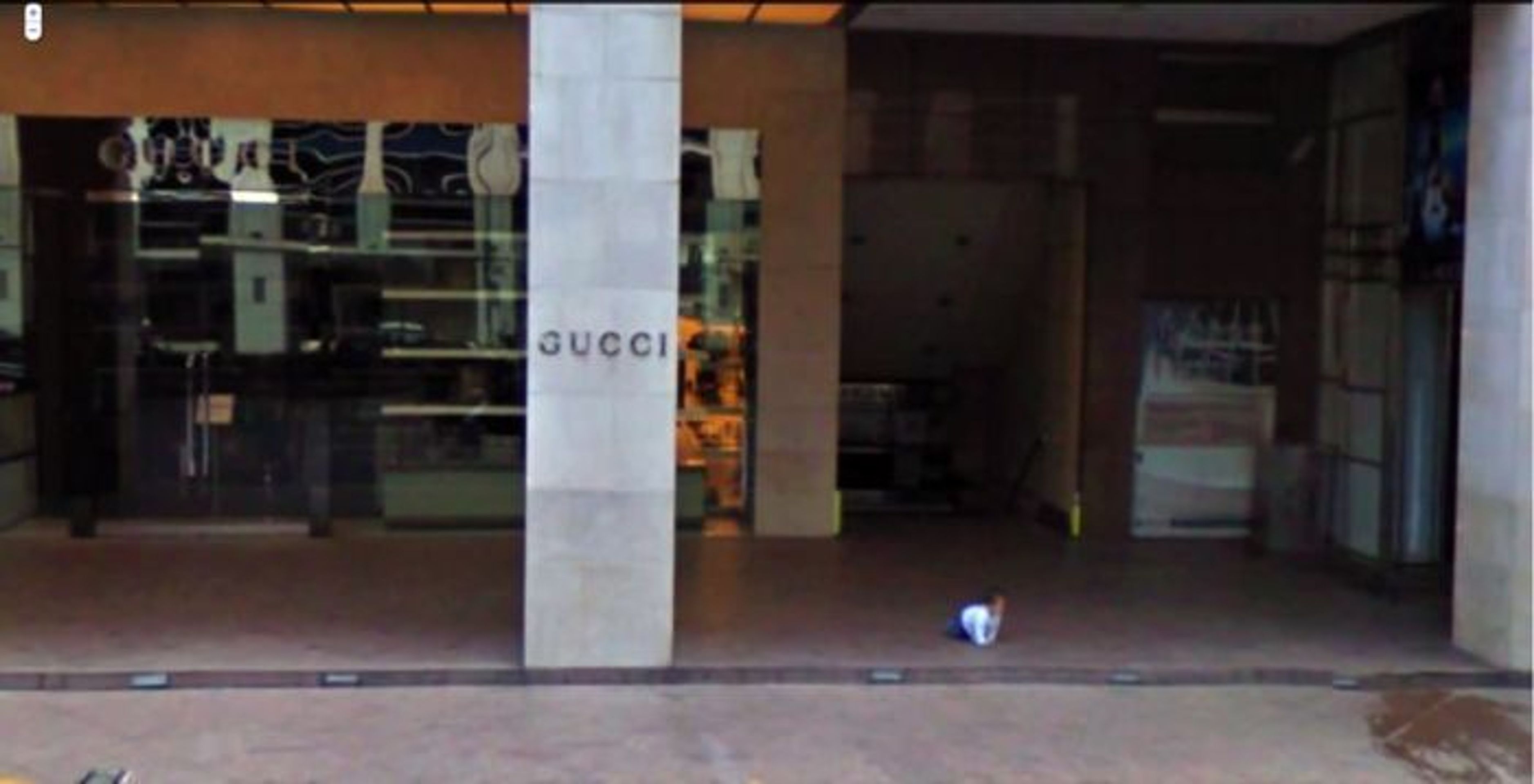 Podivína na Google Street View - 1 - GALERIE: Podivíni na Google Street View (22/22)
