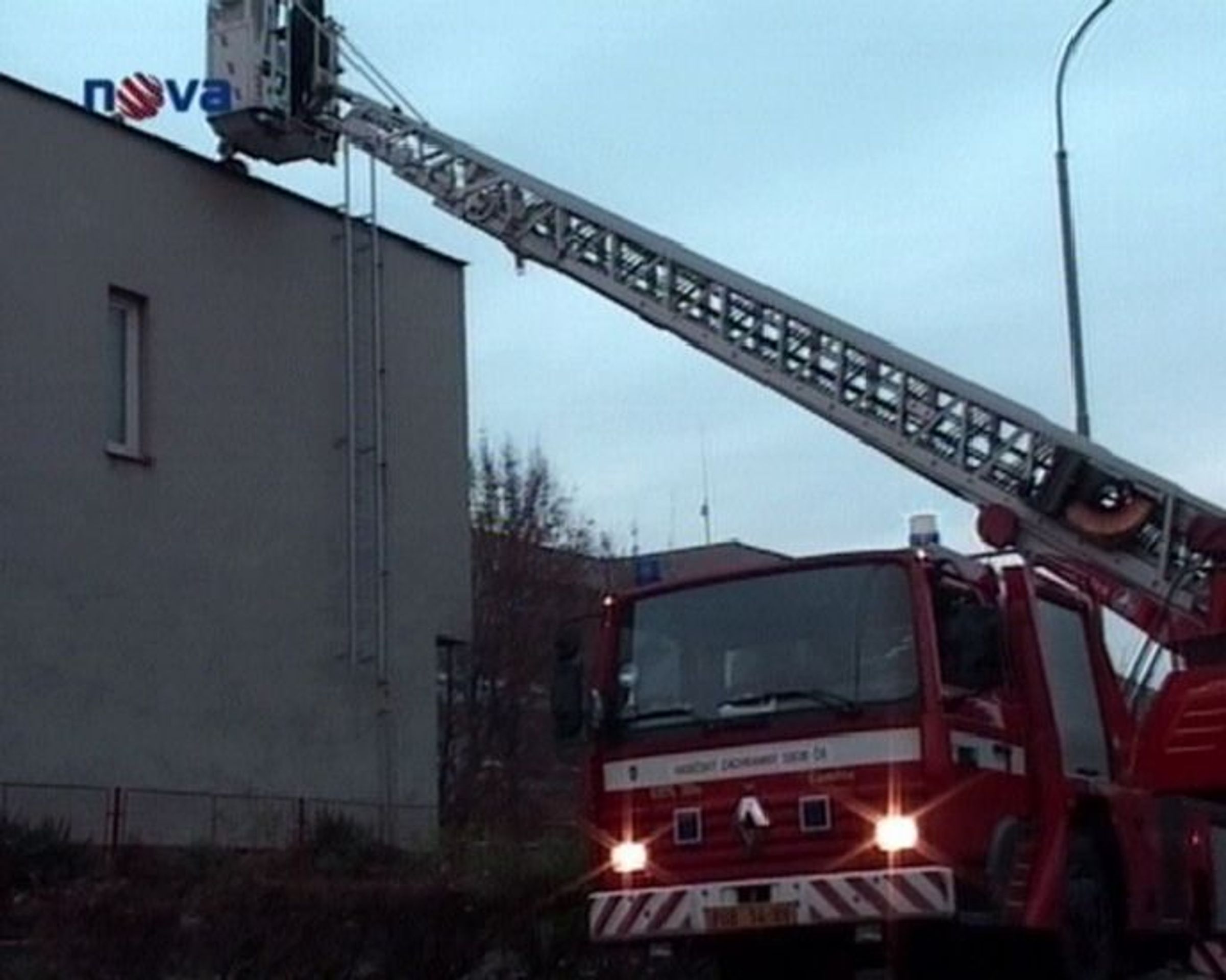 Záběry z místa nehody.  - Plyn nepozorovaně unikal a zabil tři lidi (3/3)