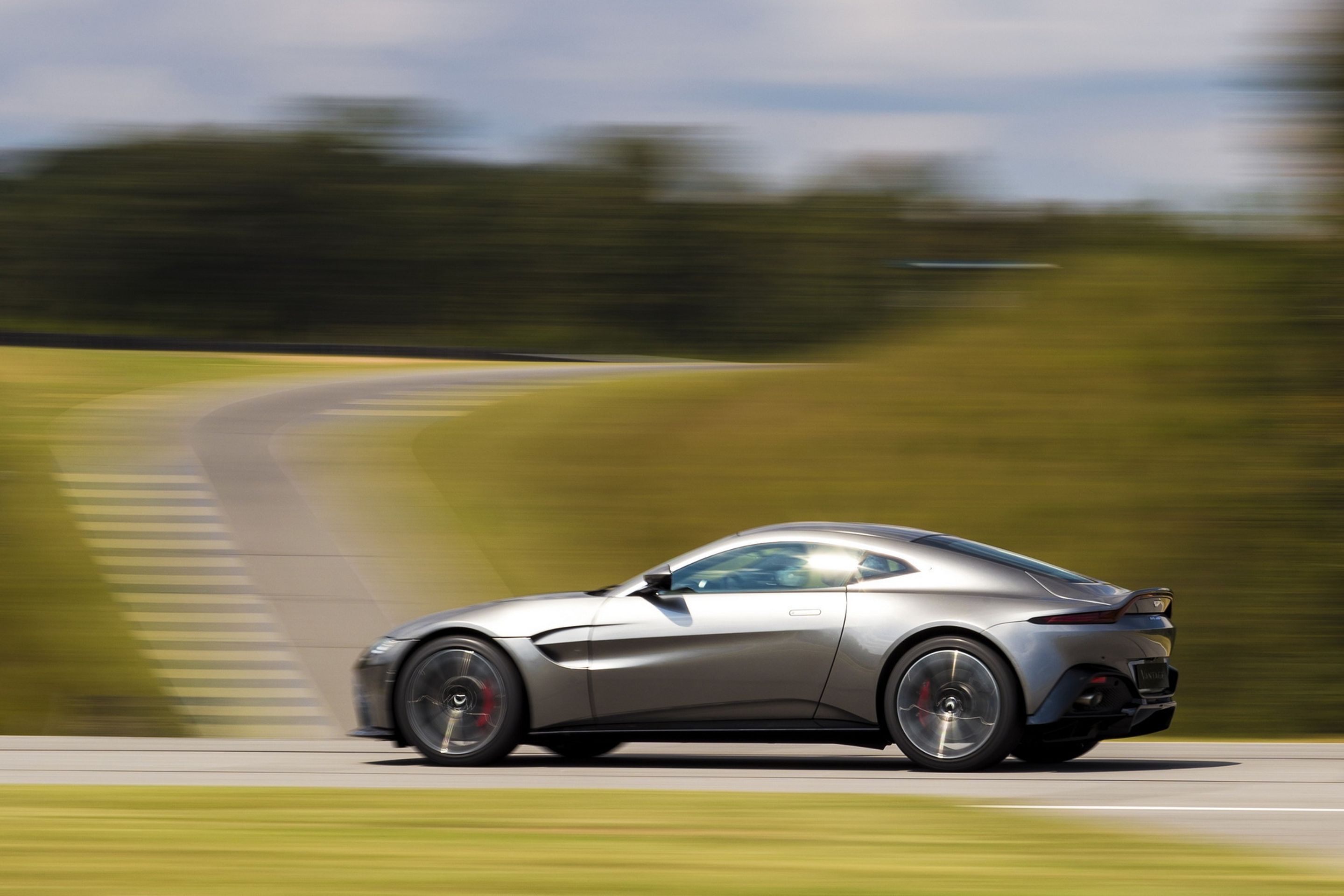 Aston Martin - 52 - FOTOGALERIE: Aston Martin V8 Vantage (21/36)