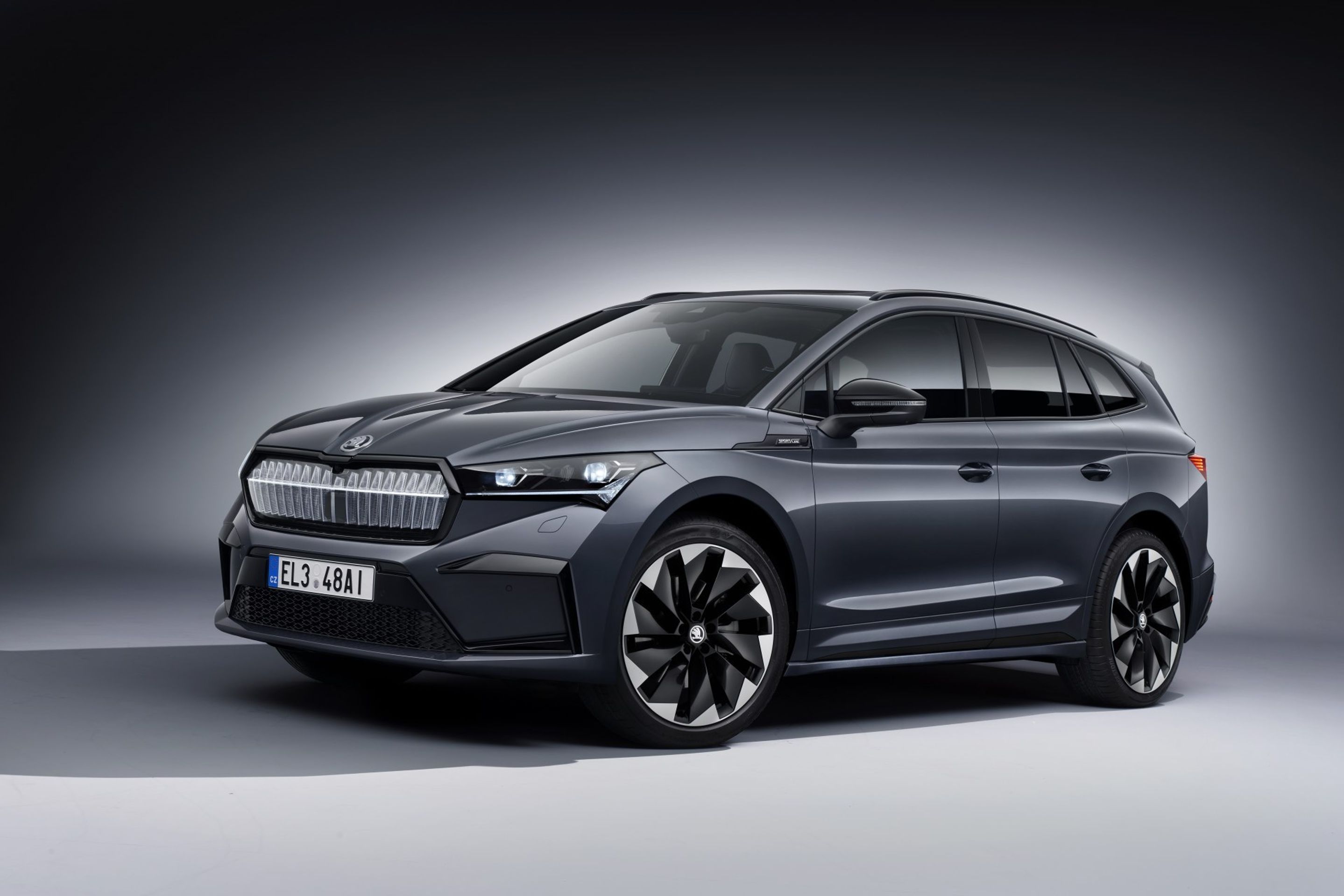 Škoda Enyaq Sportline iV - 24 - Fotogalerie: Škoda Enyaq ve verzi Sportline (7/14)