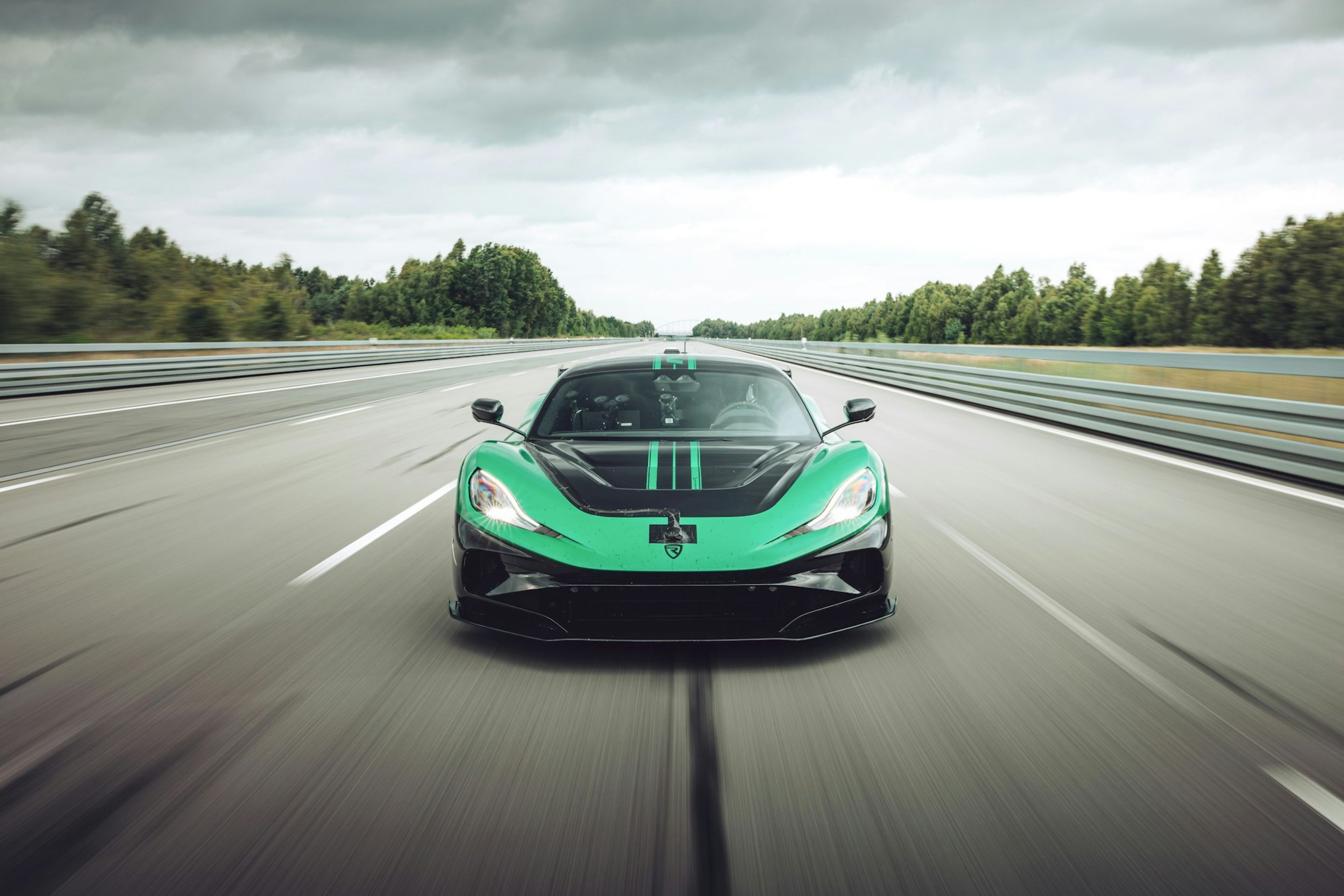 Rimac Nevera R - Rimac Nevera R (1/10)