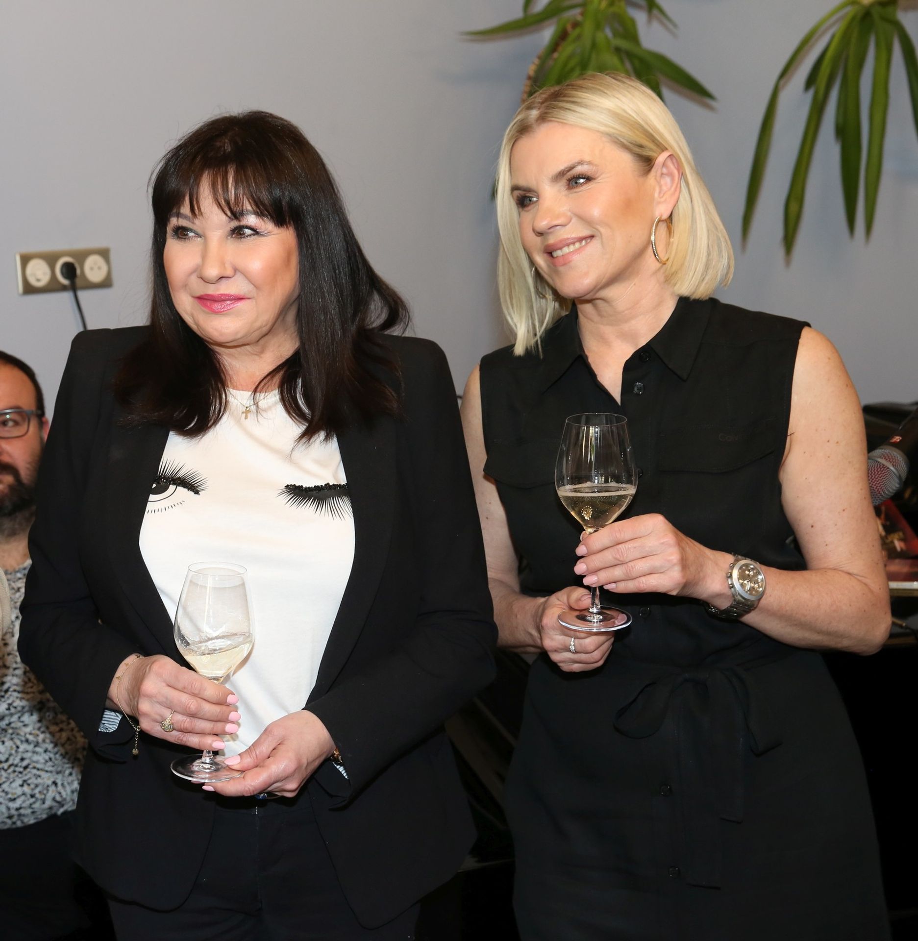 Dagmar Patrasová, Leona Machálková - Dáda Patrasová a Felix Slováček (4/19)