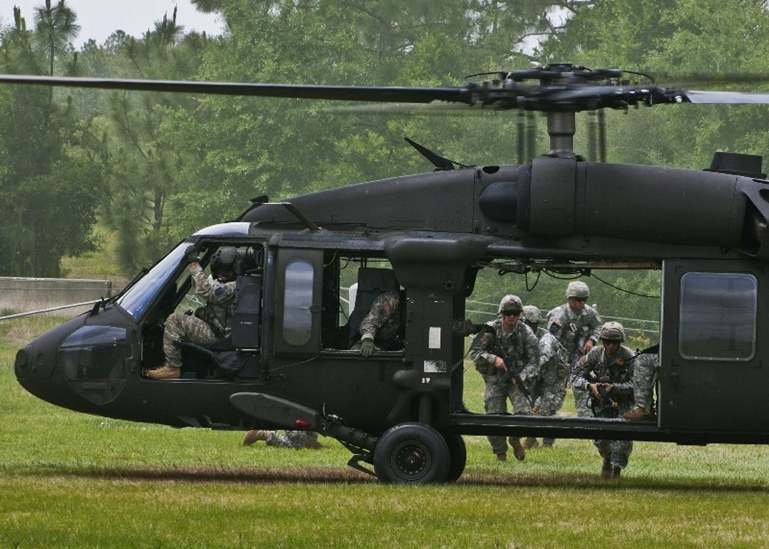 UH-60 Black Hawk - 4 - GALERIE: UH-60 Black Hawk (4/5)