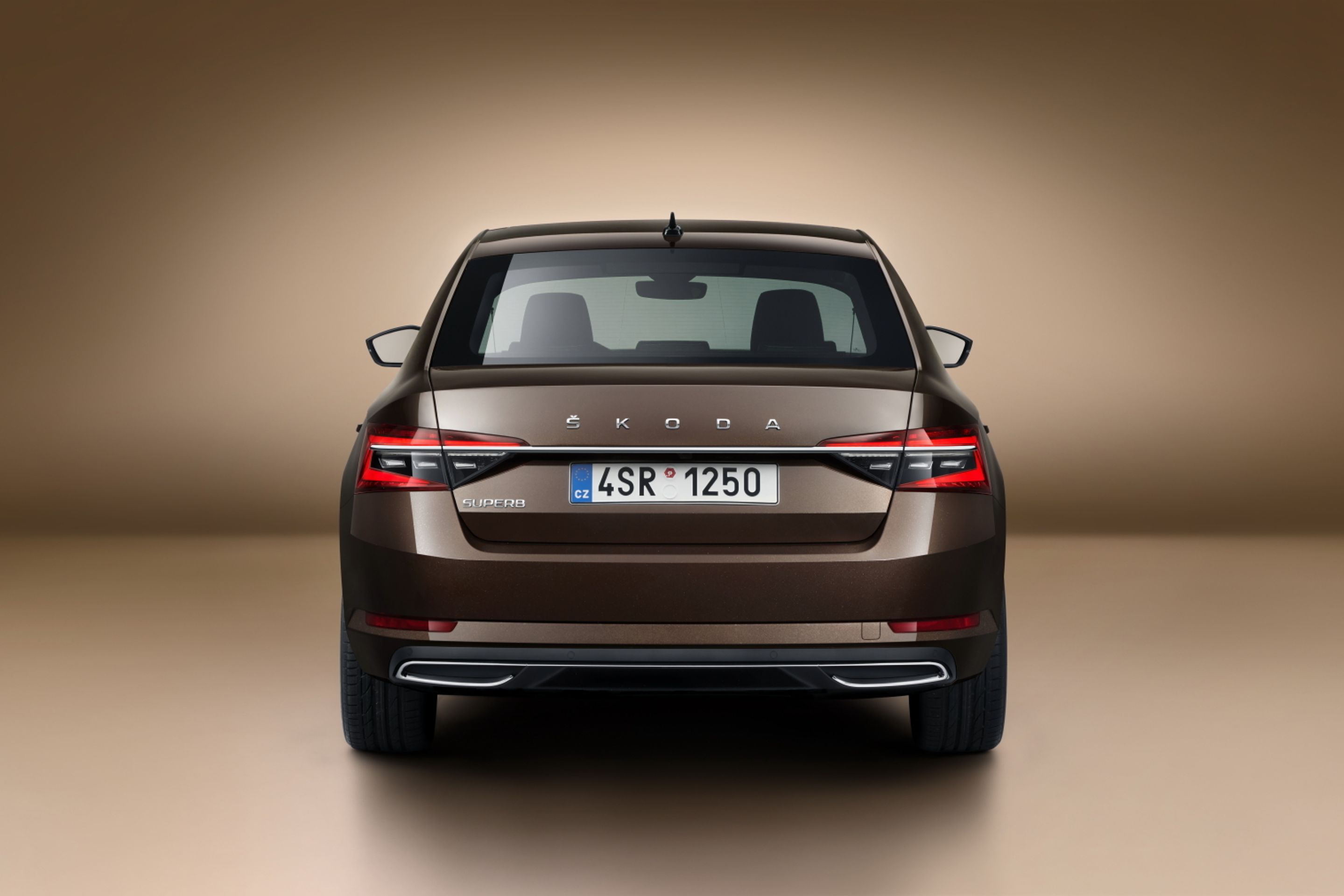 Modernizovaná Škoda Superb - 5 - Fotogalerie: Modernizovaná Škoda Superb (5/25)