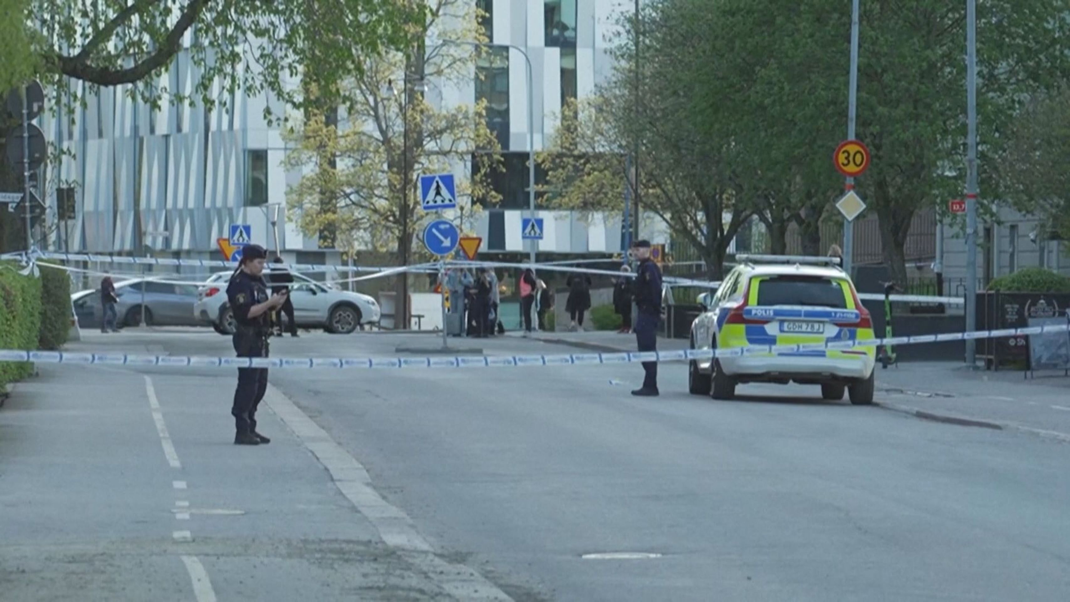 Střelba ve švédském městě Uppsala - Ve švédském městě Uppsala došlo ke střelbě (5/5)