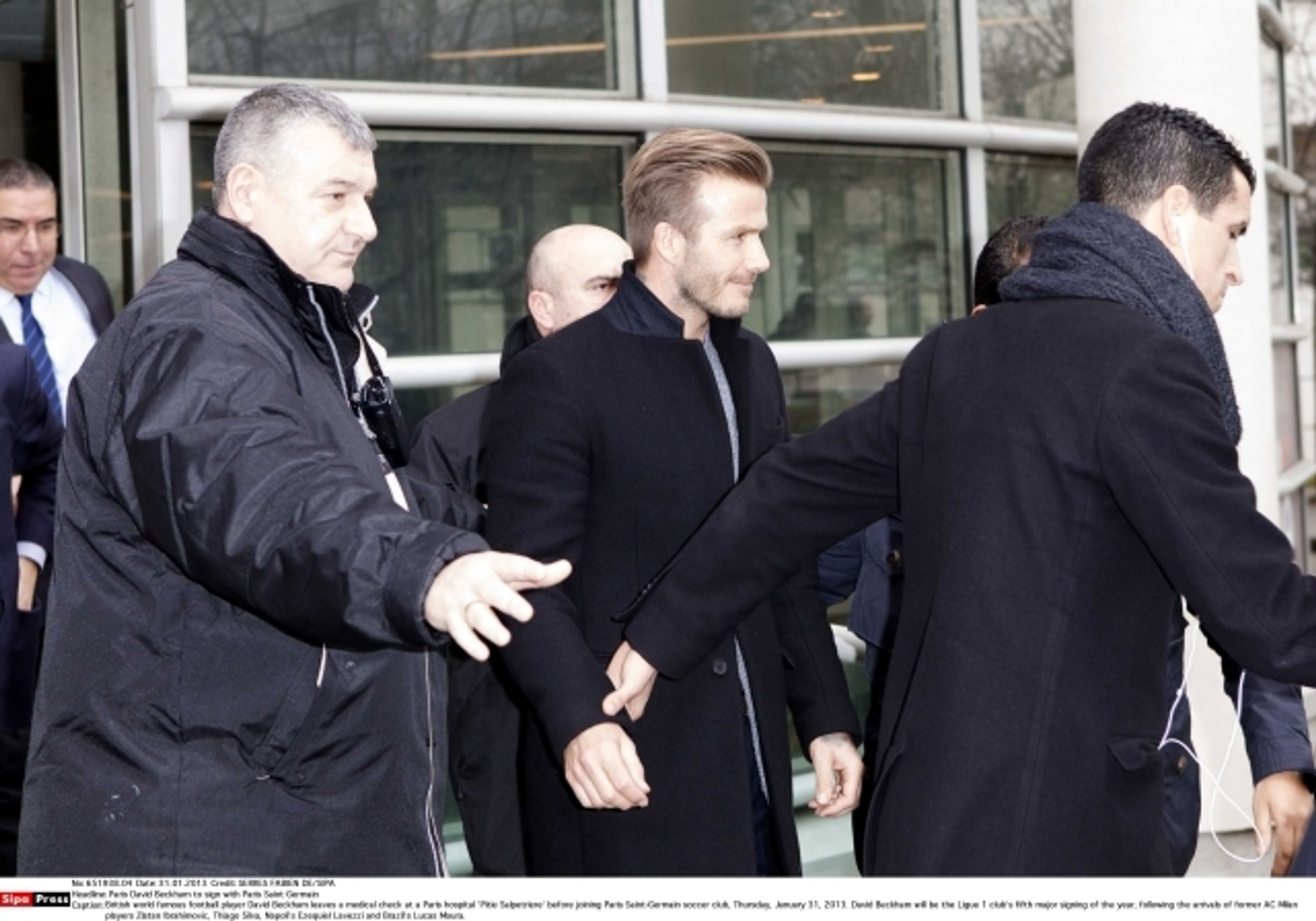 Beckham v Paříži - 3 - GALERIE: Beckham přestupuje do Paris St. Germain (2/8)