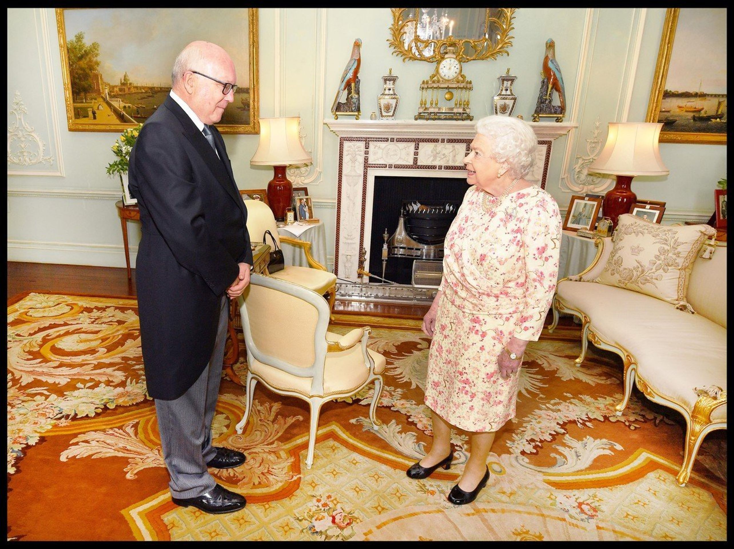 Královna Alžděta a George Brandis - 4 - GALERIE: Královna Alžděta a George Brandis (4/4)