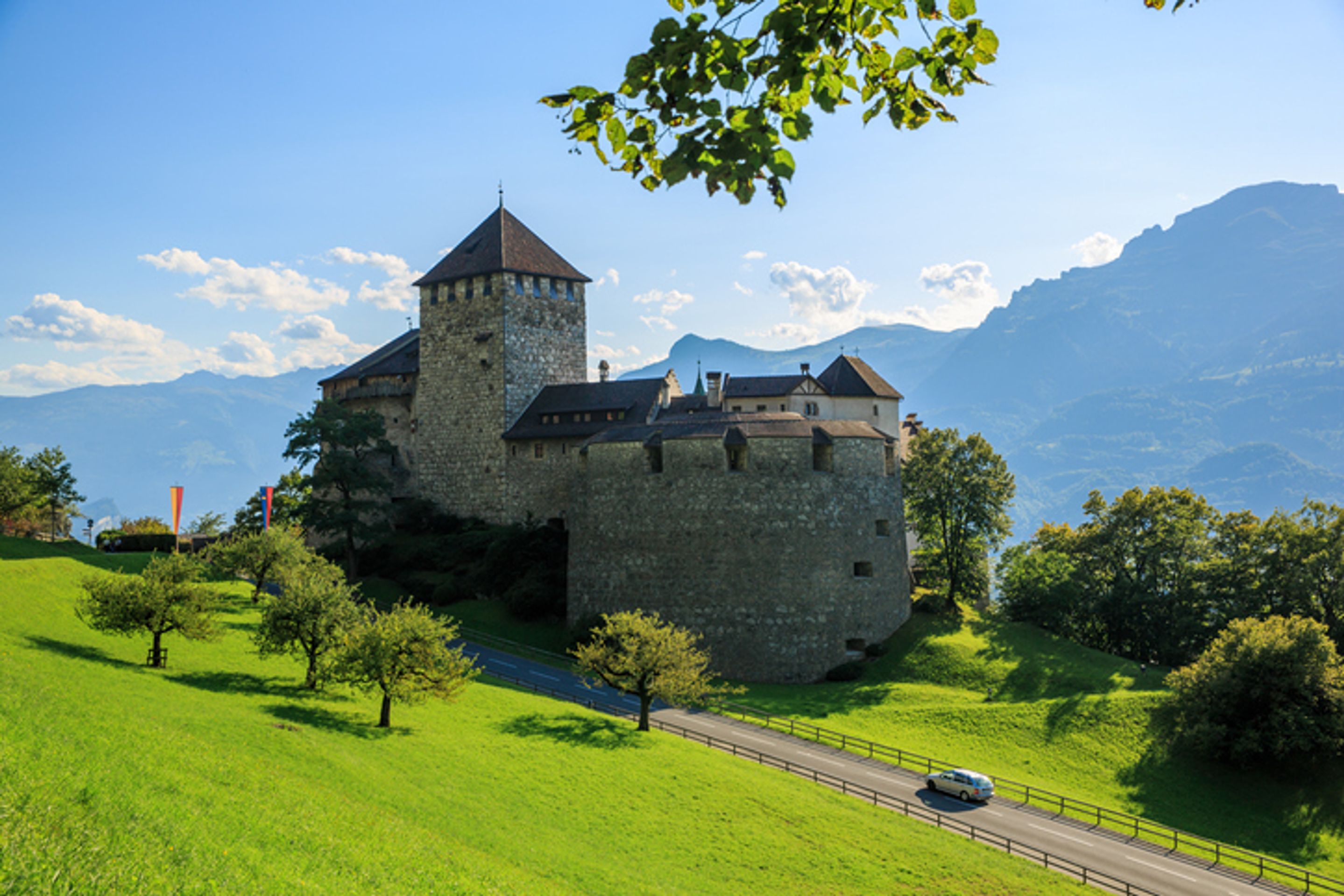 Nejlepší evropské destinace pro rok 2019 - Lichtenštejnsko, hrad Vaduz - GALERIE: Nejlepší evropské destinace pro rok 2019 (4/9)