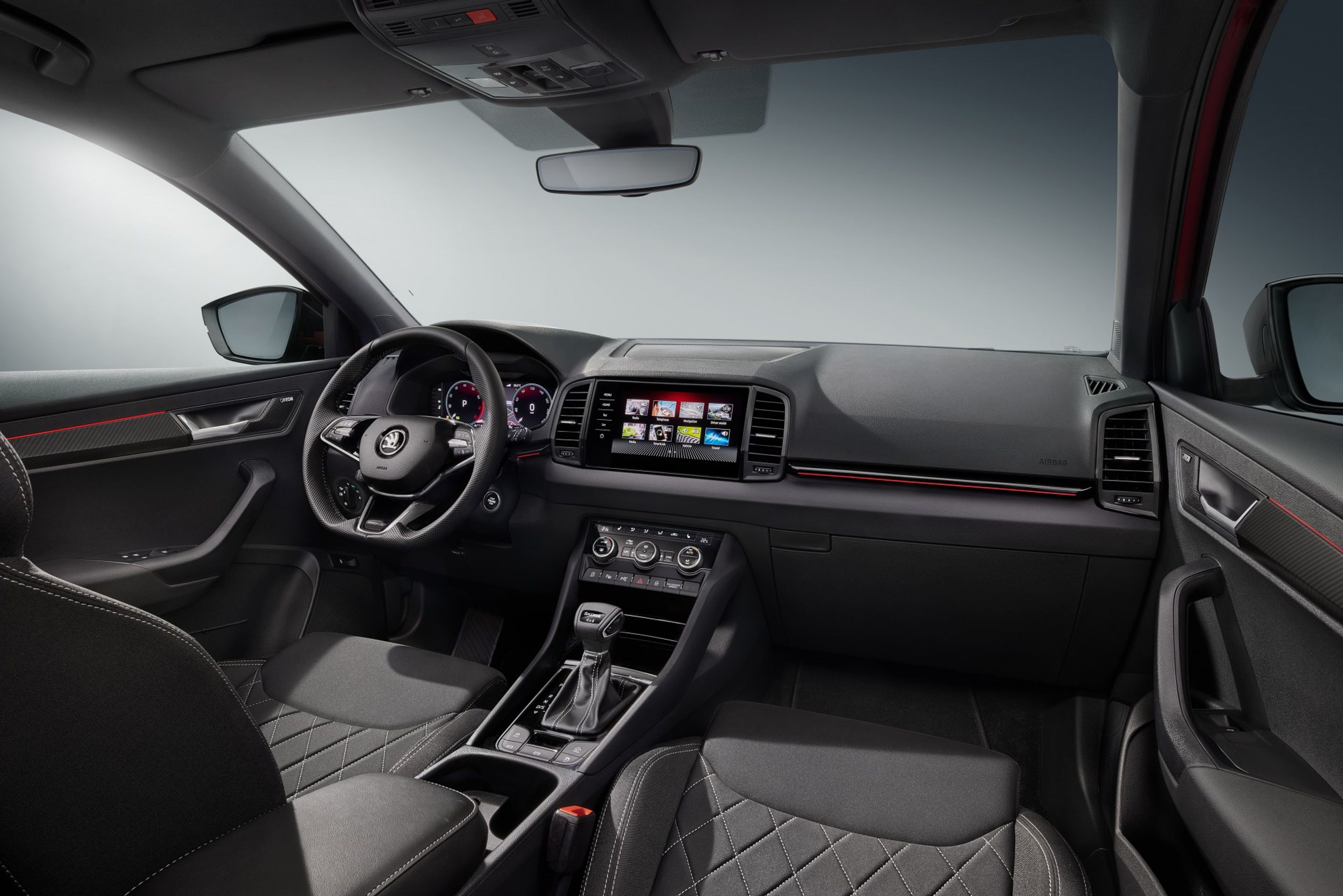 Modernizovaná Škoda Karoq - Modernizovaná Škoda Karoq a Karoq Sportline (30/32)