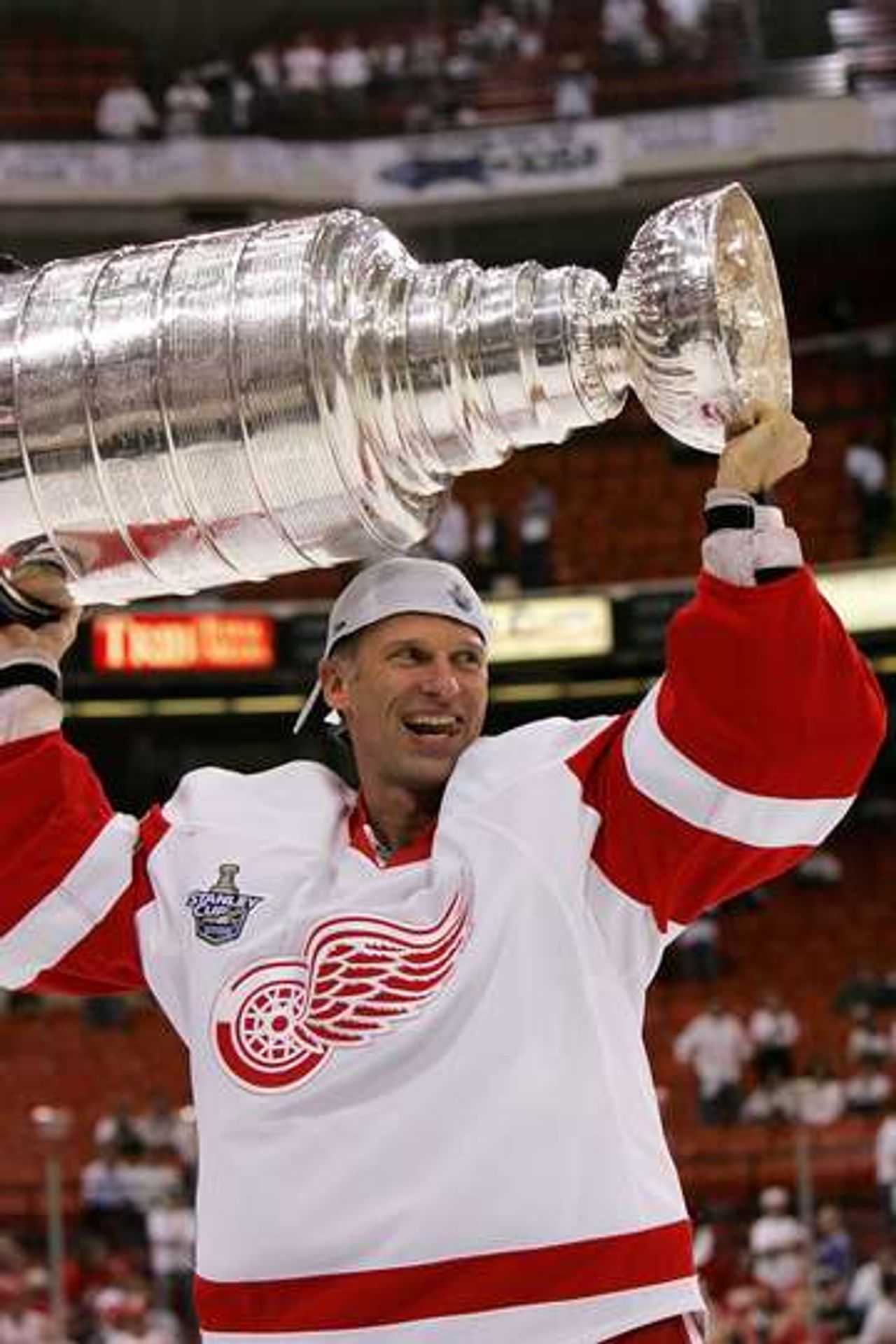 S Detroitem získal Hašek dvakrát Stanley Cup - Galerie: Kteří sportovci také sedli opilí za volant? (1/7)
