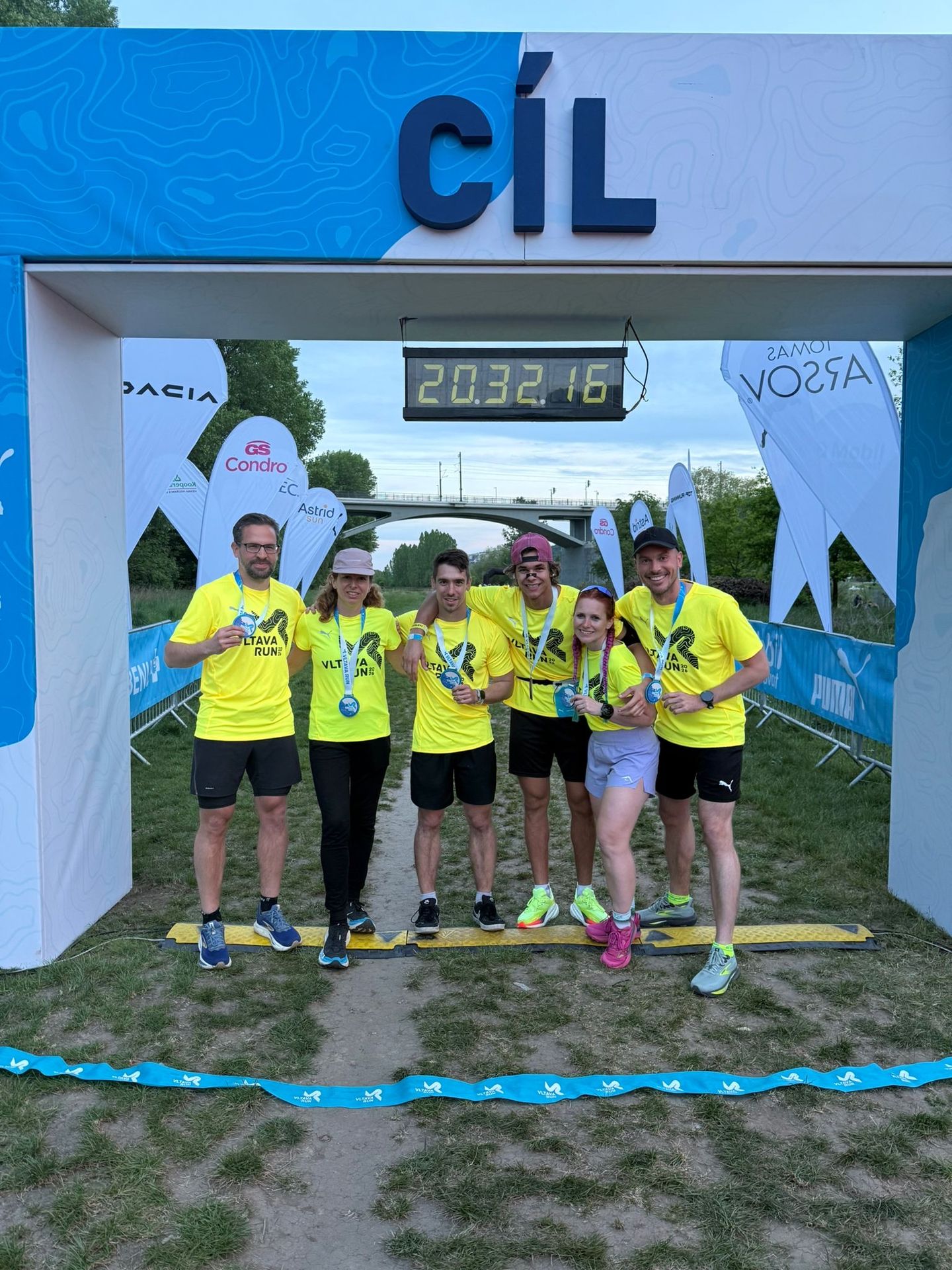 TV Nova & Markíza Runners na Vltava Run 2026 - Nova & Markíza Runners na Vltava Run 2026 (13/14)