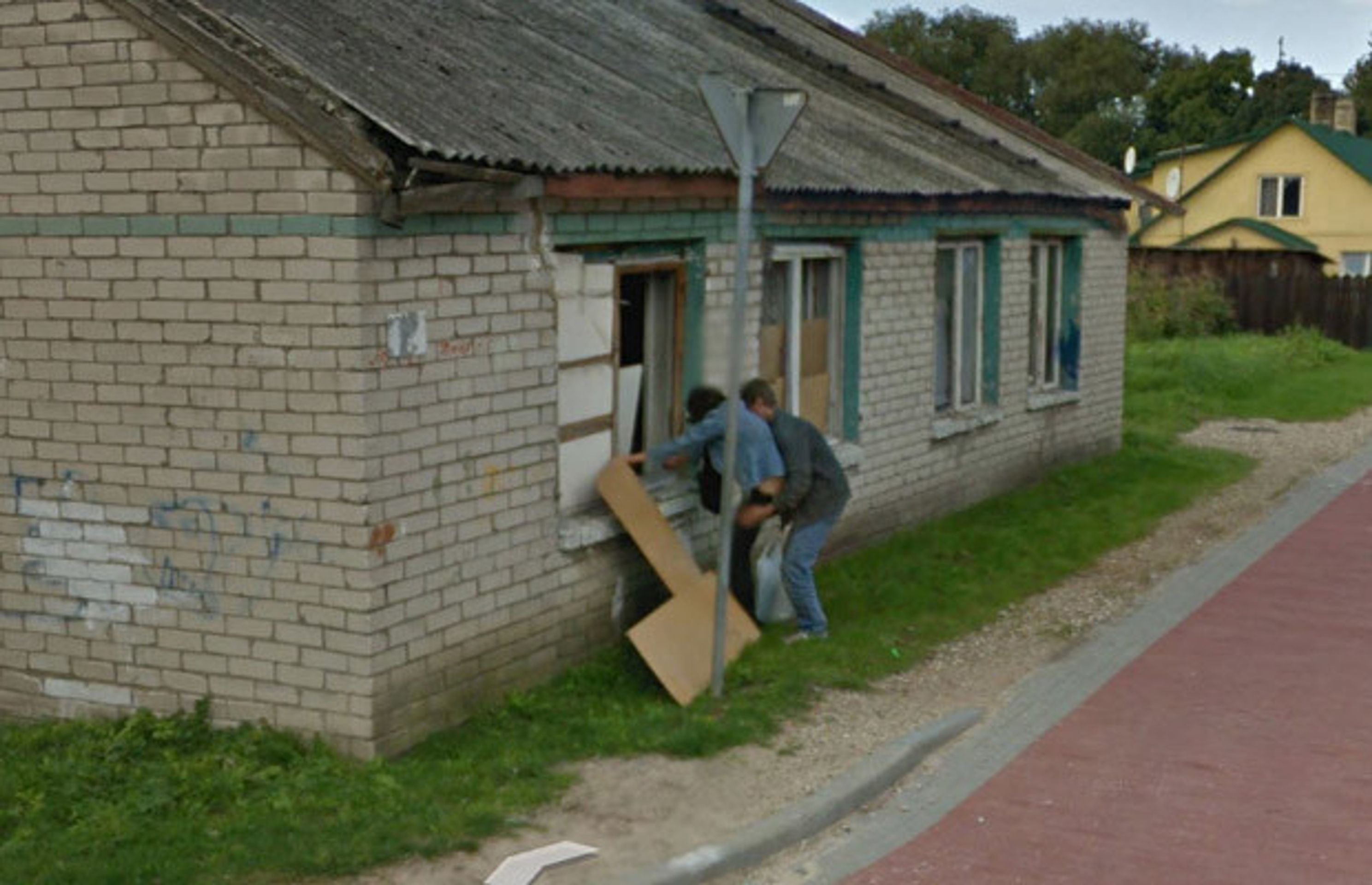 Fotky z Google Street View - 15 - Fotky z Google Street View (6/20)