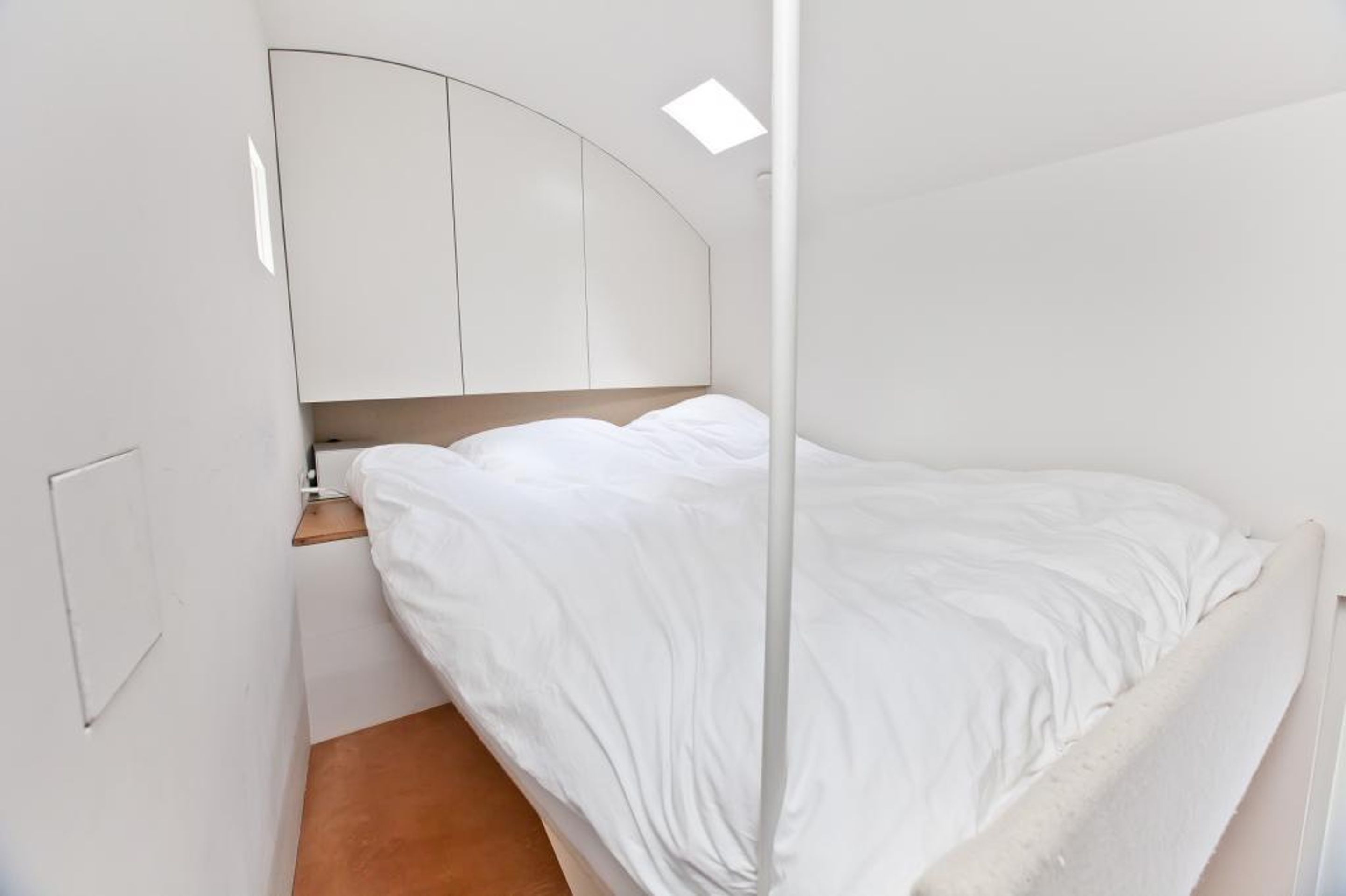 Nejmenší dům na světě jde do prodeje - 8 - GALERIE: Nejmenší dům na světě jde do prodeje (3/10)
