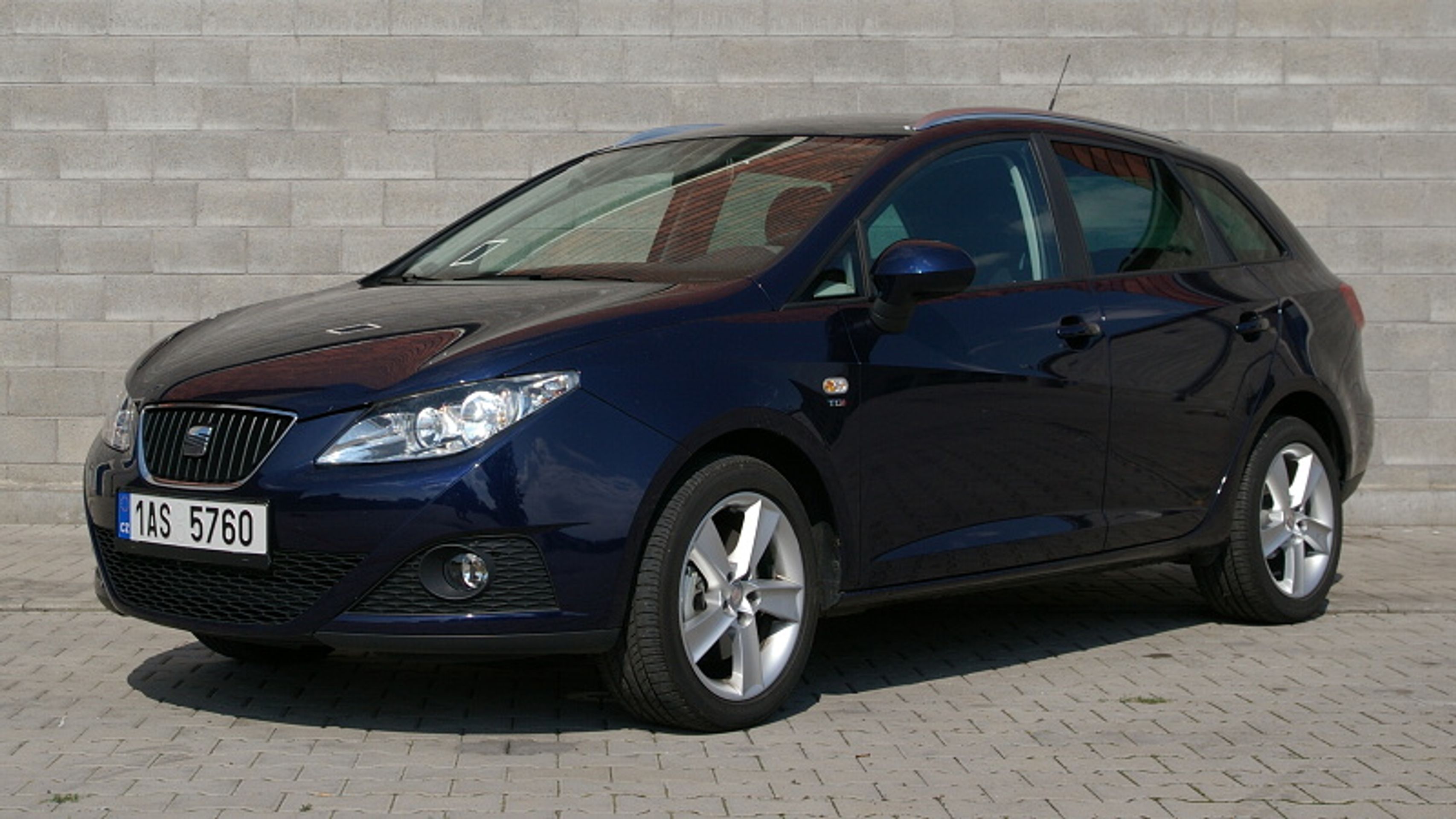 Seat Ibiza ST - 3 - GALERIE 3x motor (3/15)