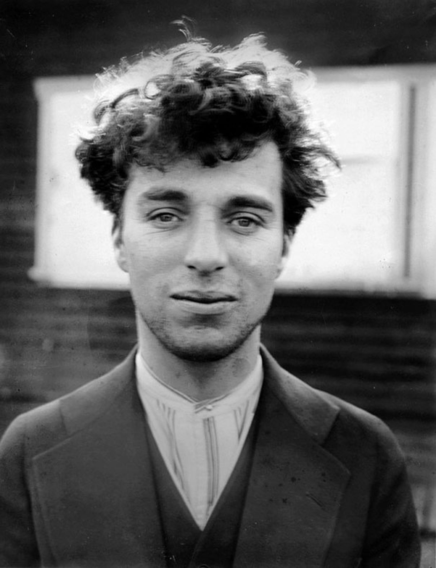 Charlie Chaplin - GALERIE: Slavní mladí (2/15)