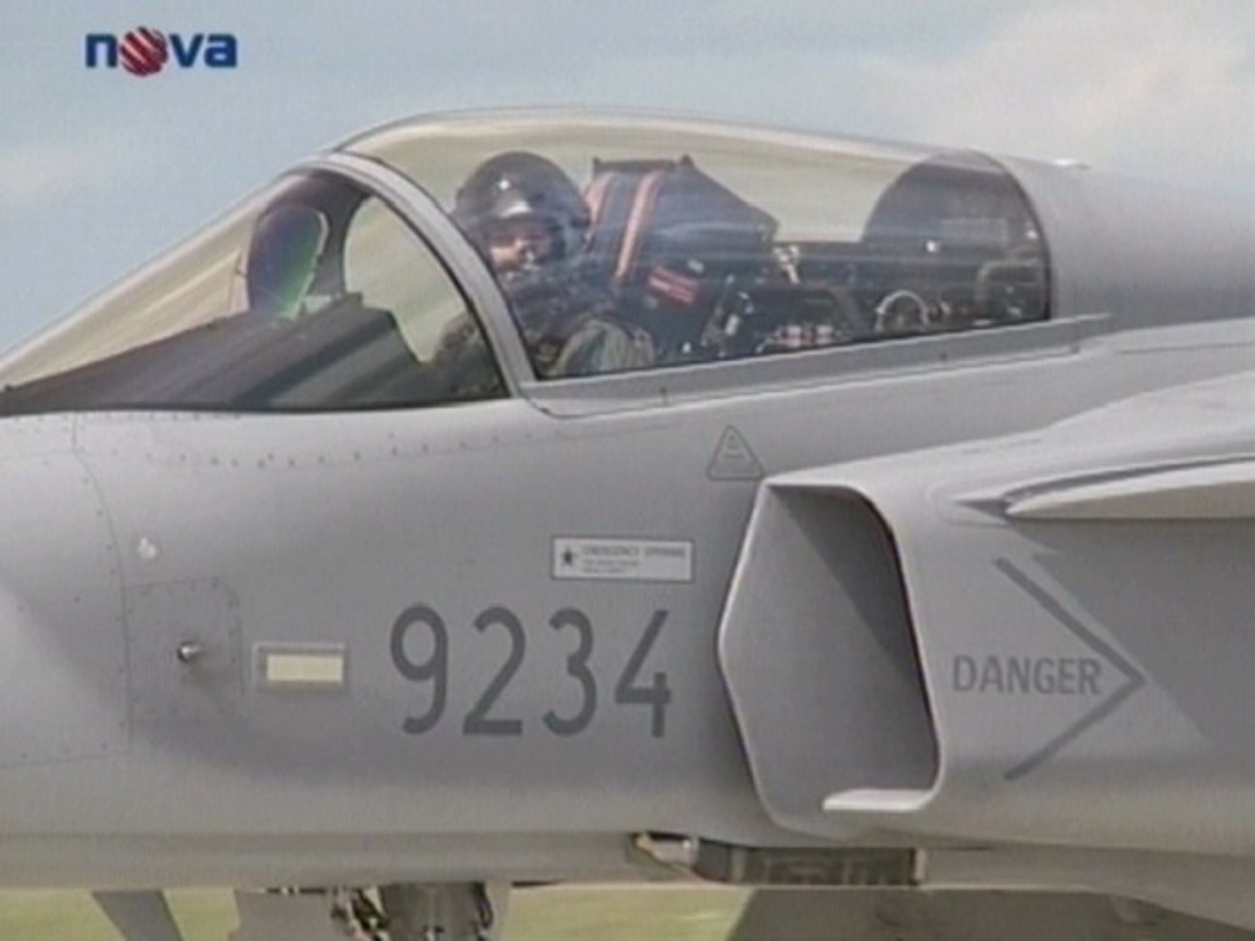 Letoun Gripen - Pardubičtí si oddechli od Gripenů (2/3)