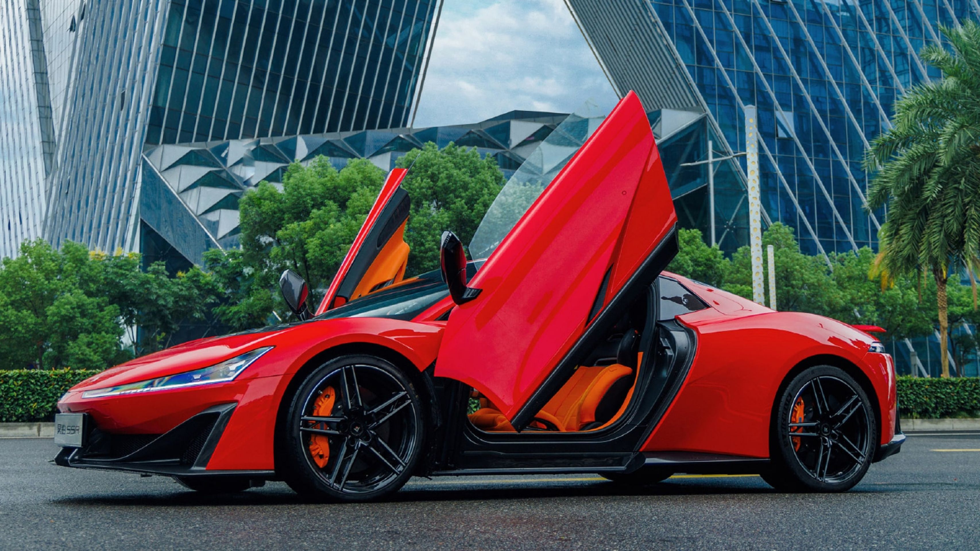 GAC Aion Hyper SSR - Čínské elektromobily v Paříži (6/7)