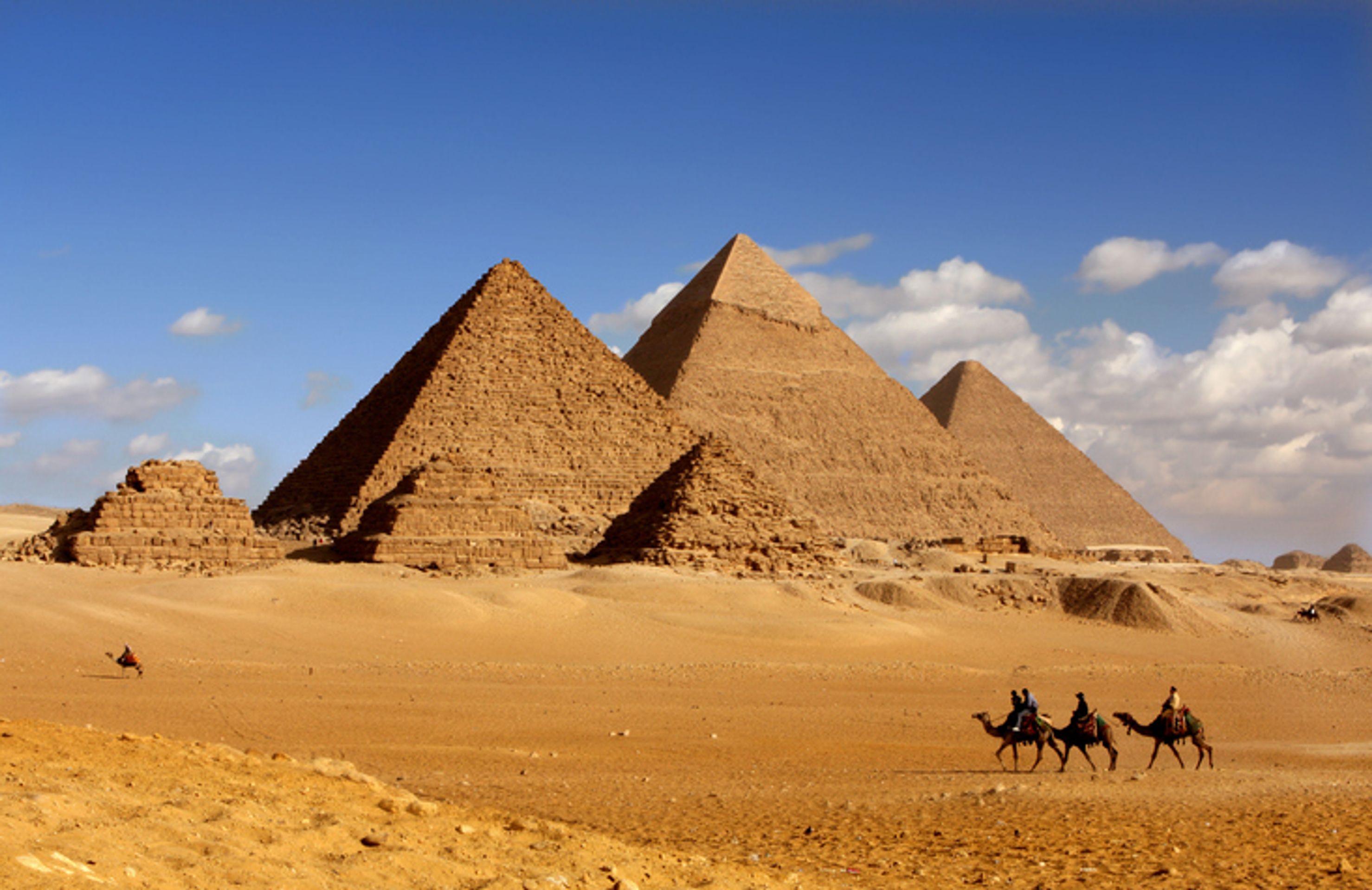 Pyramidy v Gíze - Tipy na dovolenou v Egyptě (2/3)
