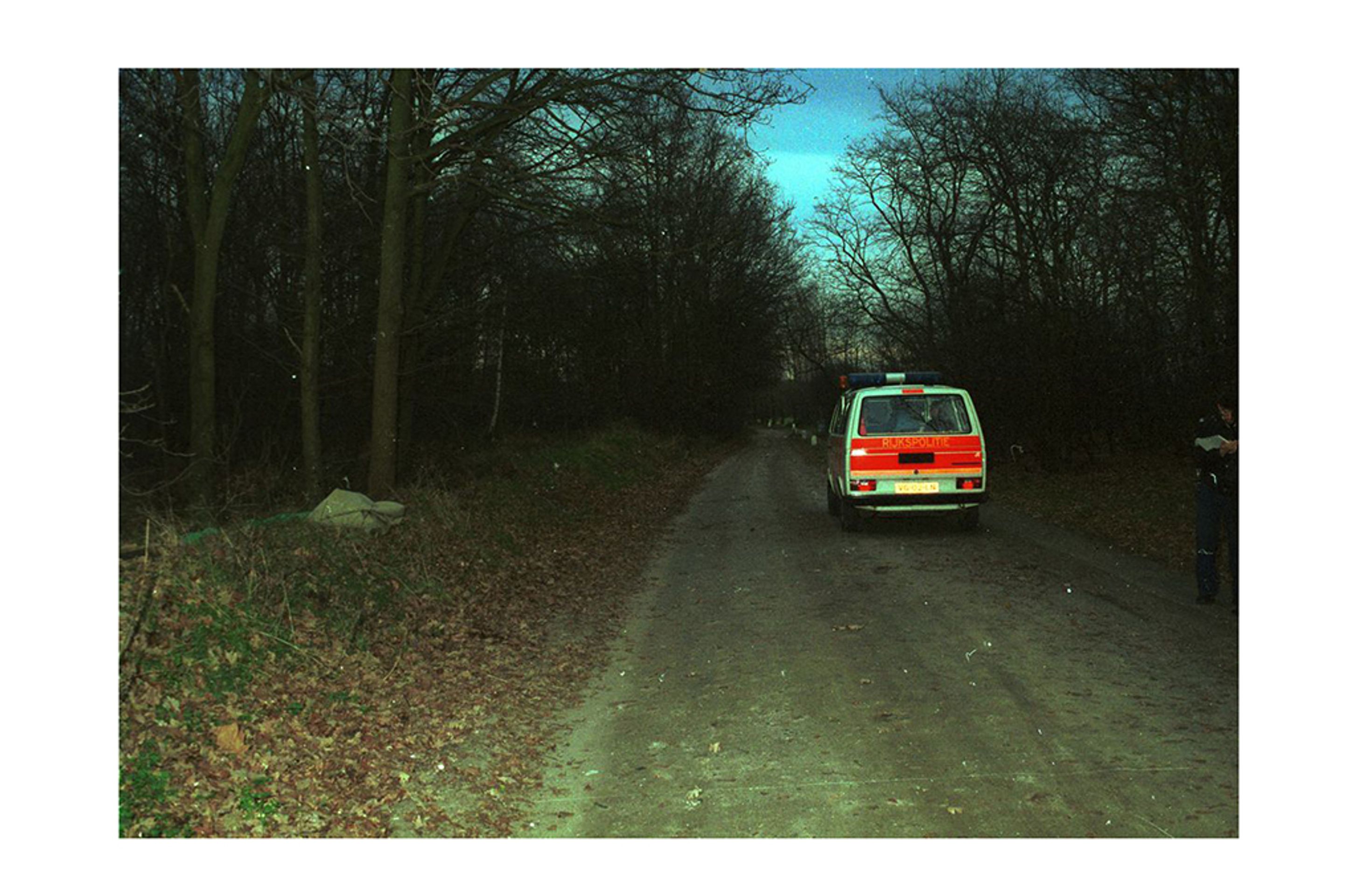 Žena nalezená v Teteringenu, 25. prosince 1990, místo nálezu - Policie hledá identitu 22 zavražděných žen (93/120)