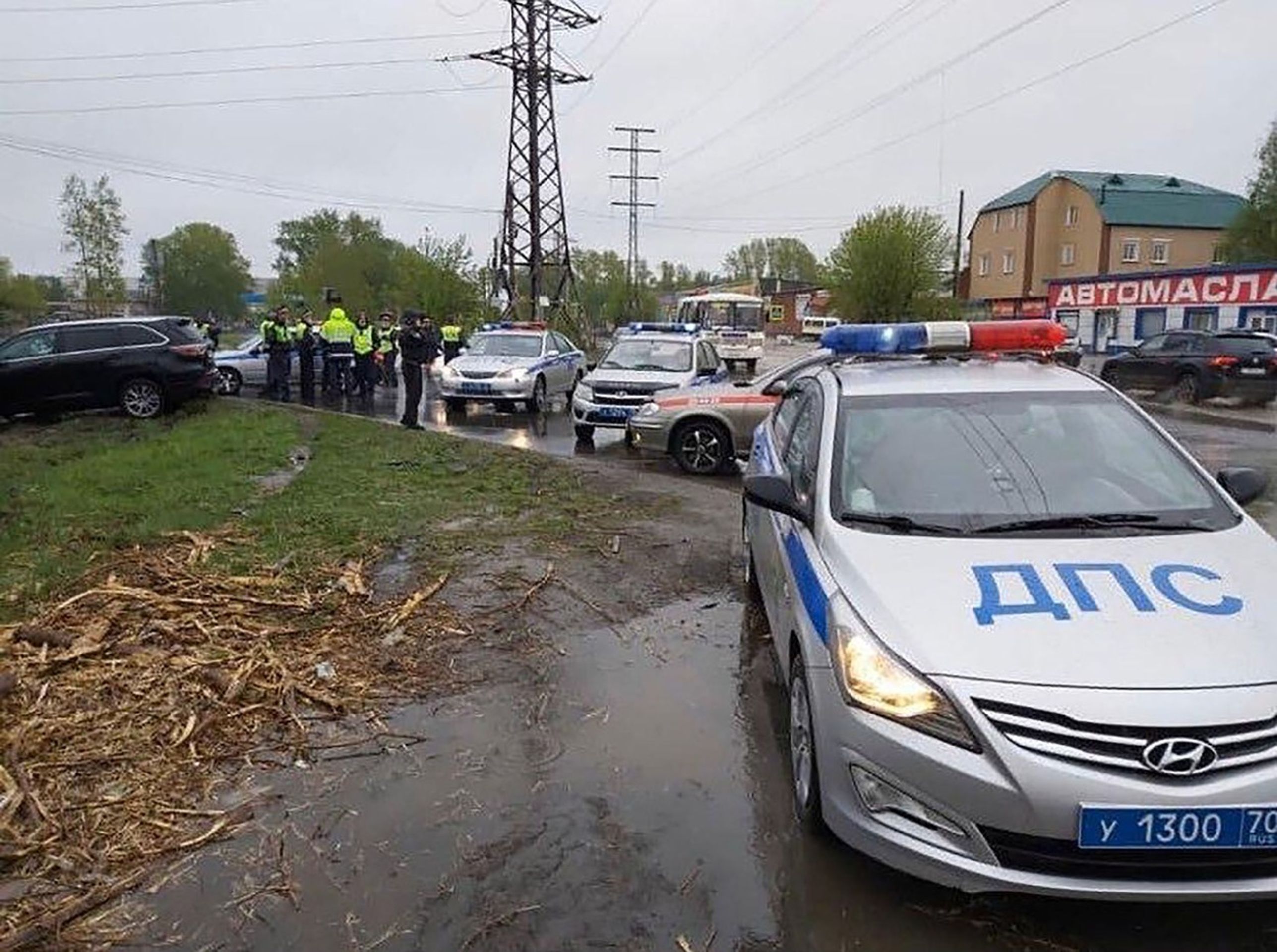 Desetiletý chlapec z Ruska vezl svoji mladší sestru v otcově autě, jel rychlostí až 100 km/h - 2 - GALERIE: Desetiletý chlapec z Ruska vezl svoji mladší sestru v otcově autě, jel rychlostí až 100 km/h (2/5)