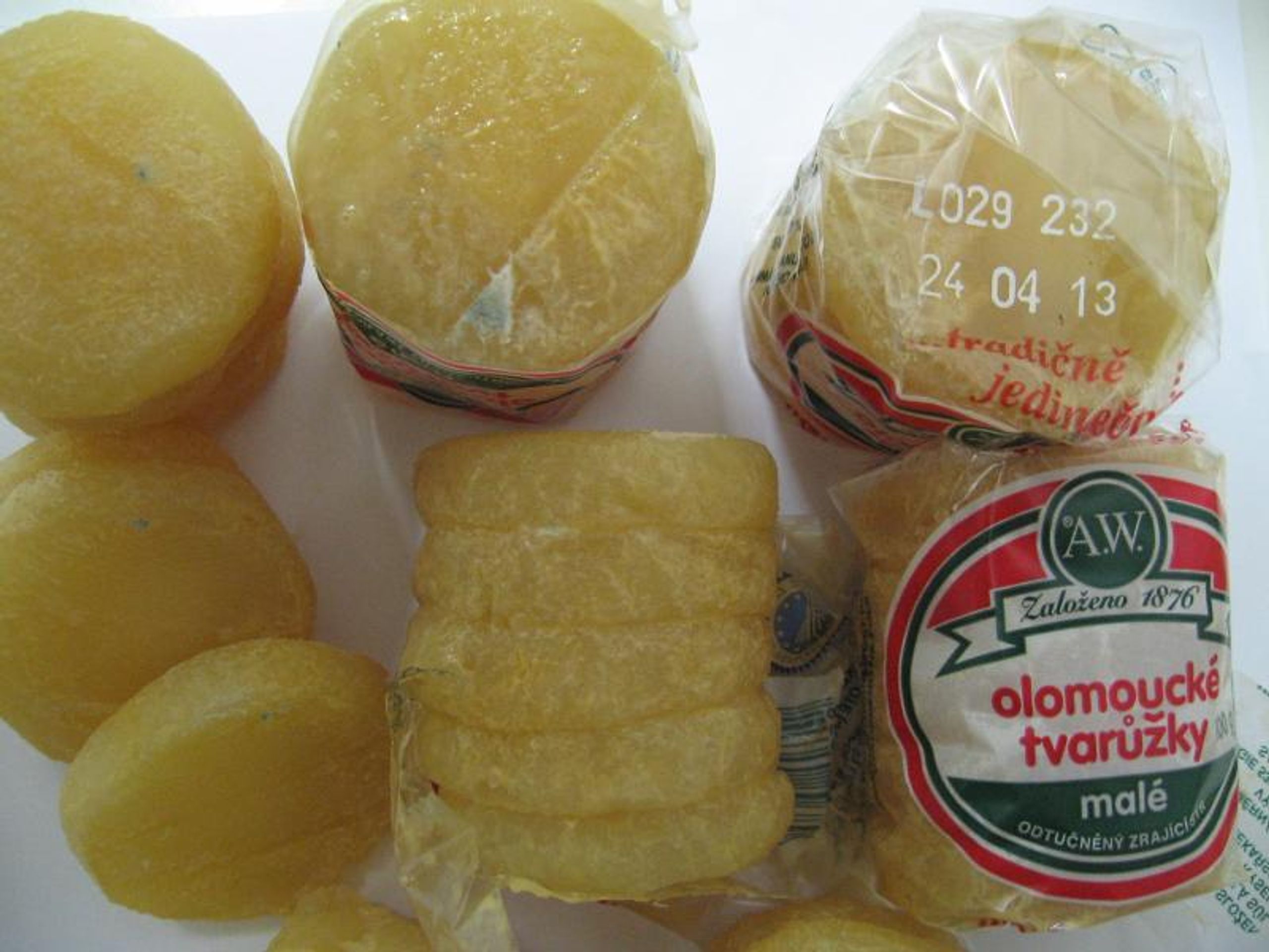 Norma: Olomoucké tvarůžky malé - GALERIE: Nebezpečné potraviny na pranýři (3/5)