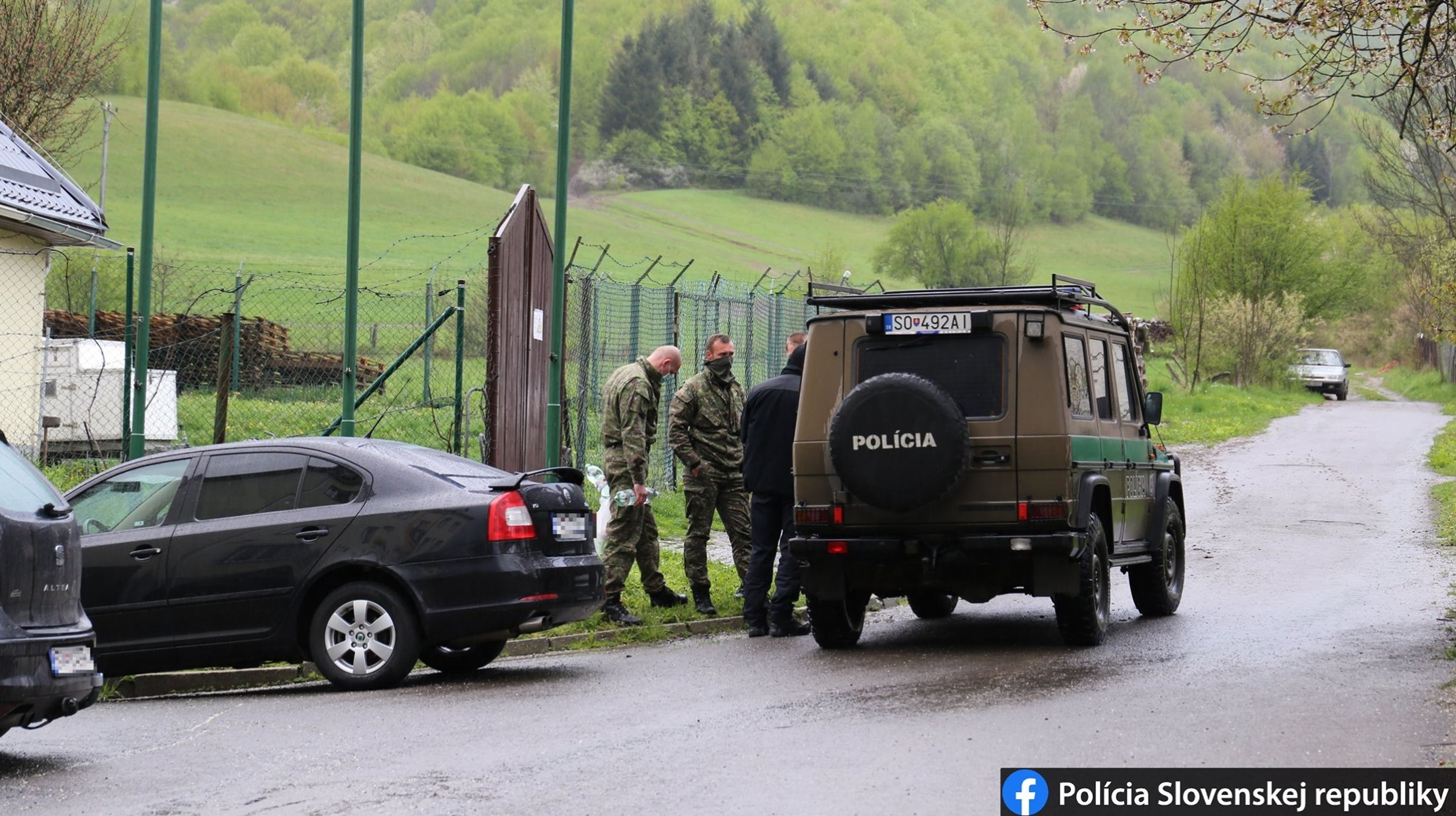 Slovenská policie na hranici zadržela migranty - 2 - GALERIE: Slovenská policie na hranici zadržela migranty (5/6)